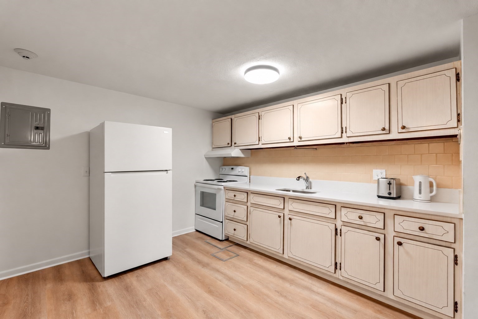 183 Mt Auburn St # 15 Property Photo 5