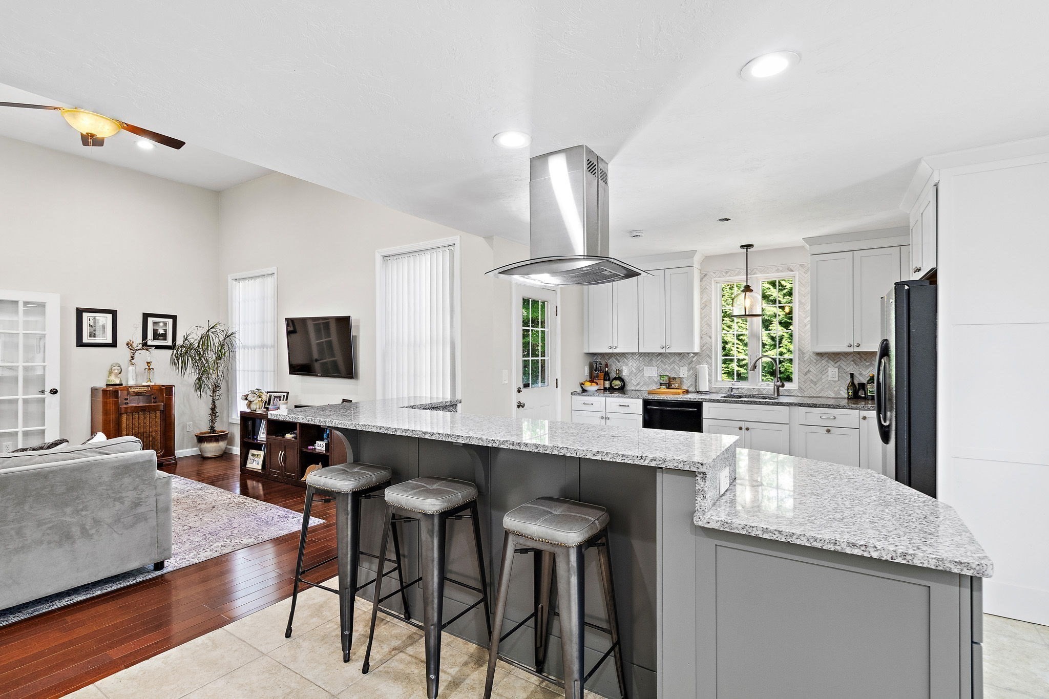 24 Tanyard Rd Property Photo 8