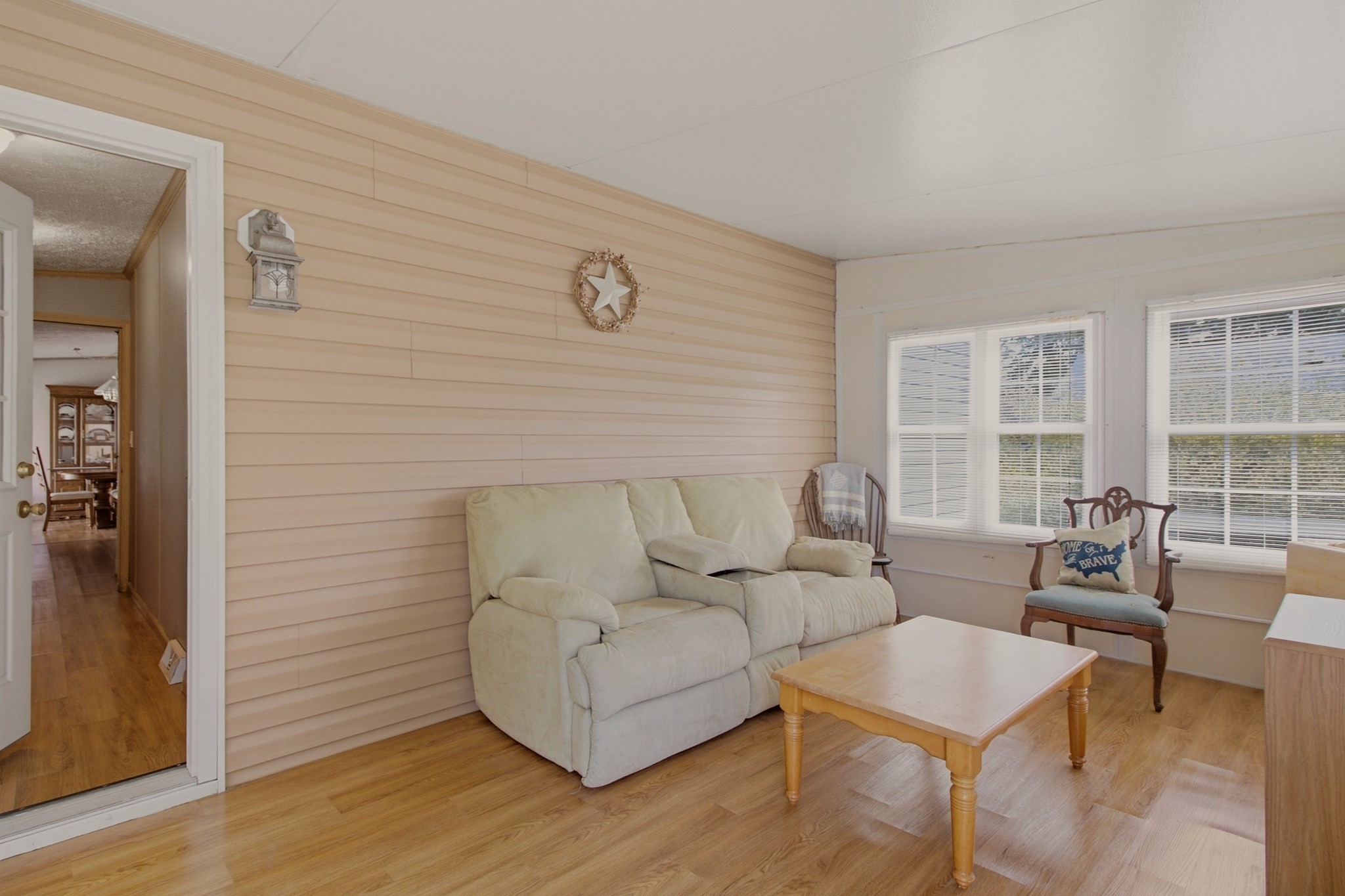 177 Songbird Property Photo 4
