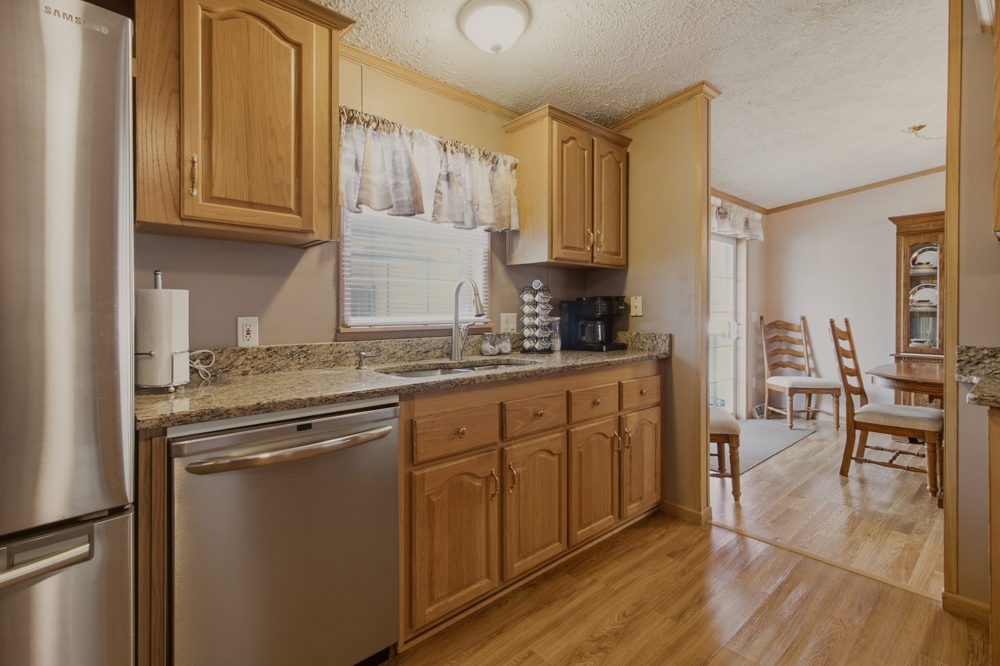 177 Songbird Property Photo 6