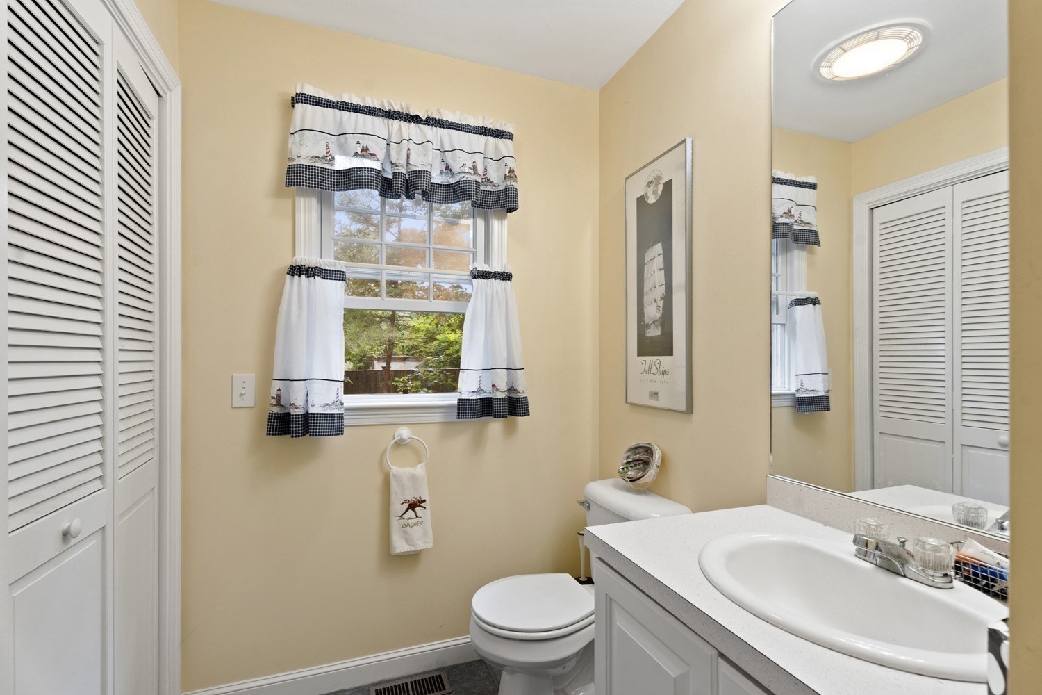 87 Neshobe Rd Property Photo 13