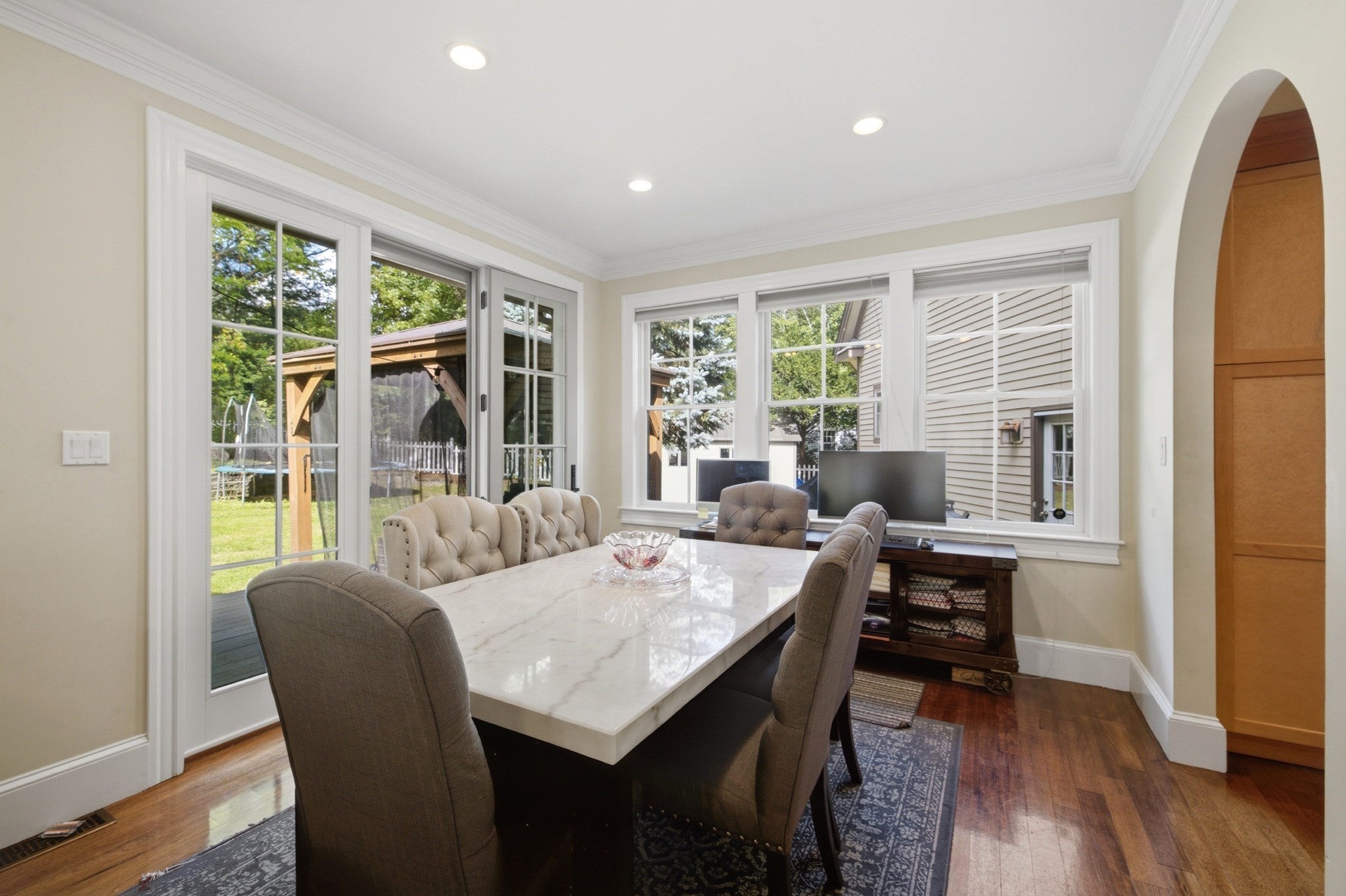 8 Longmeadow Rd Property Photo 9