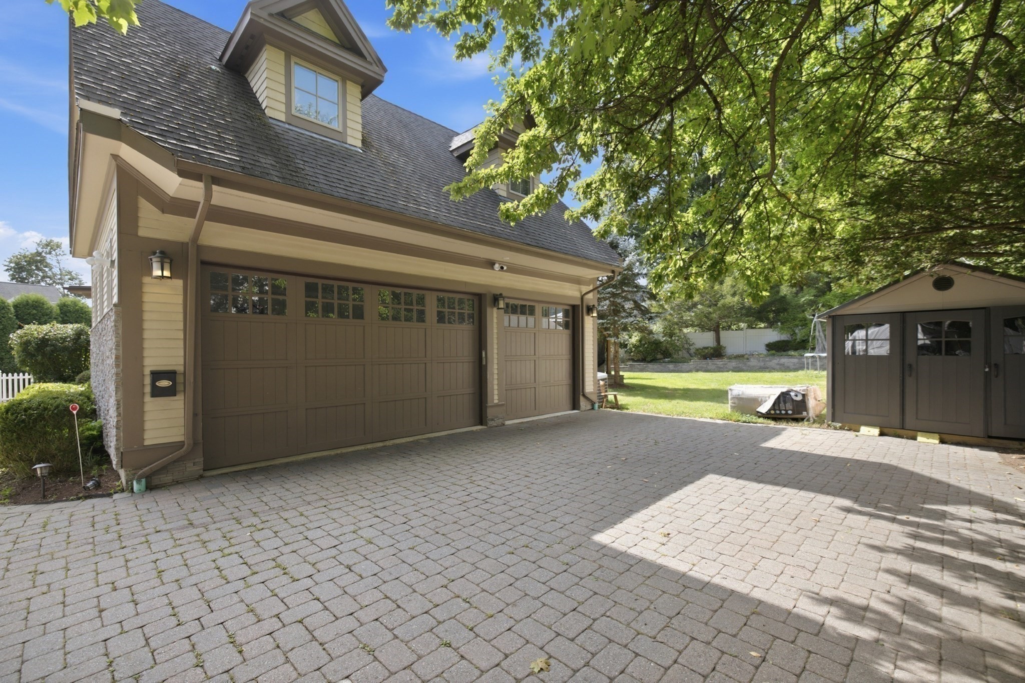 8 Longmeadow Rd Property Photo 38