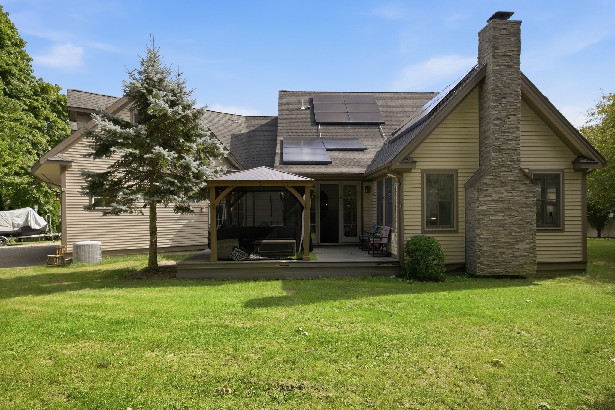 8 Longmeadow Rd Property Photo 39