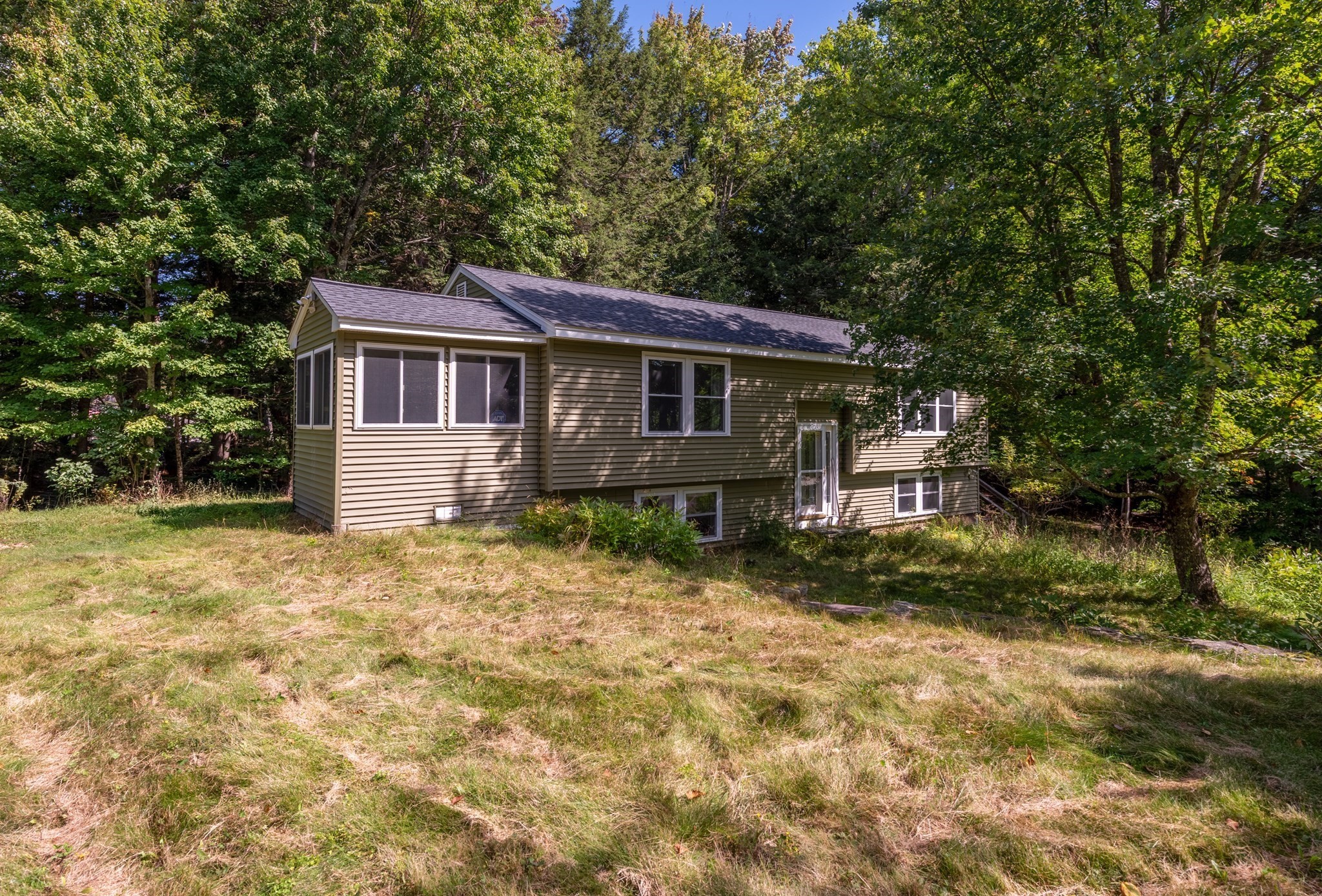 201 Lakeshore Drive Property Photo 1