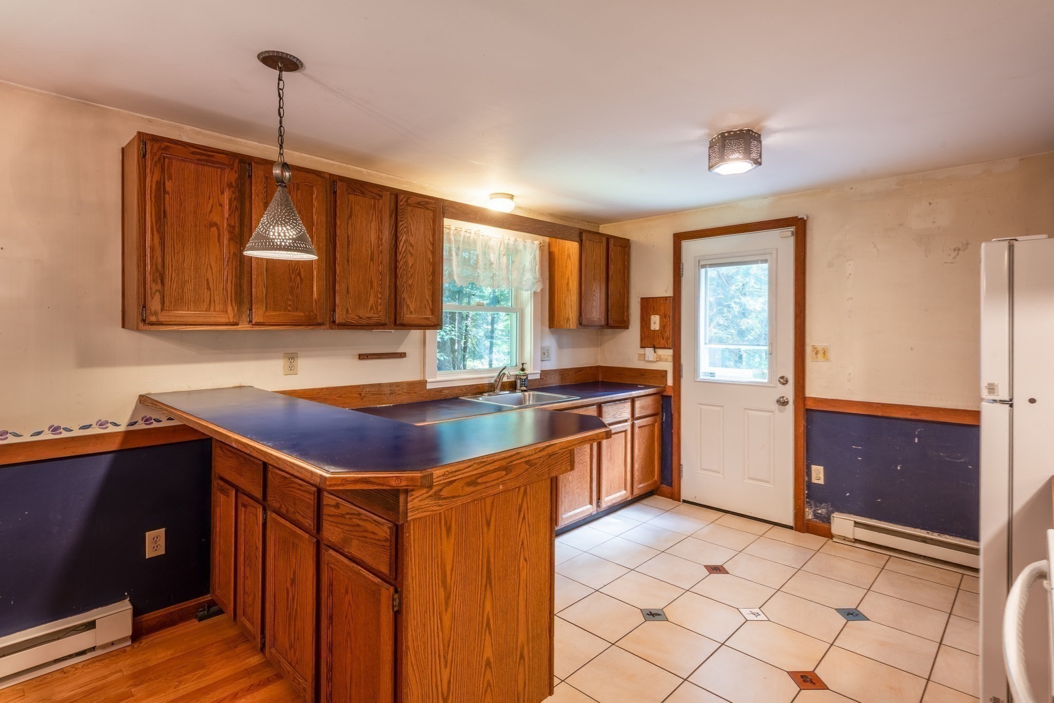 201 Lakeshore Drive Property Photo 8