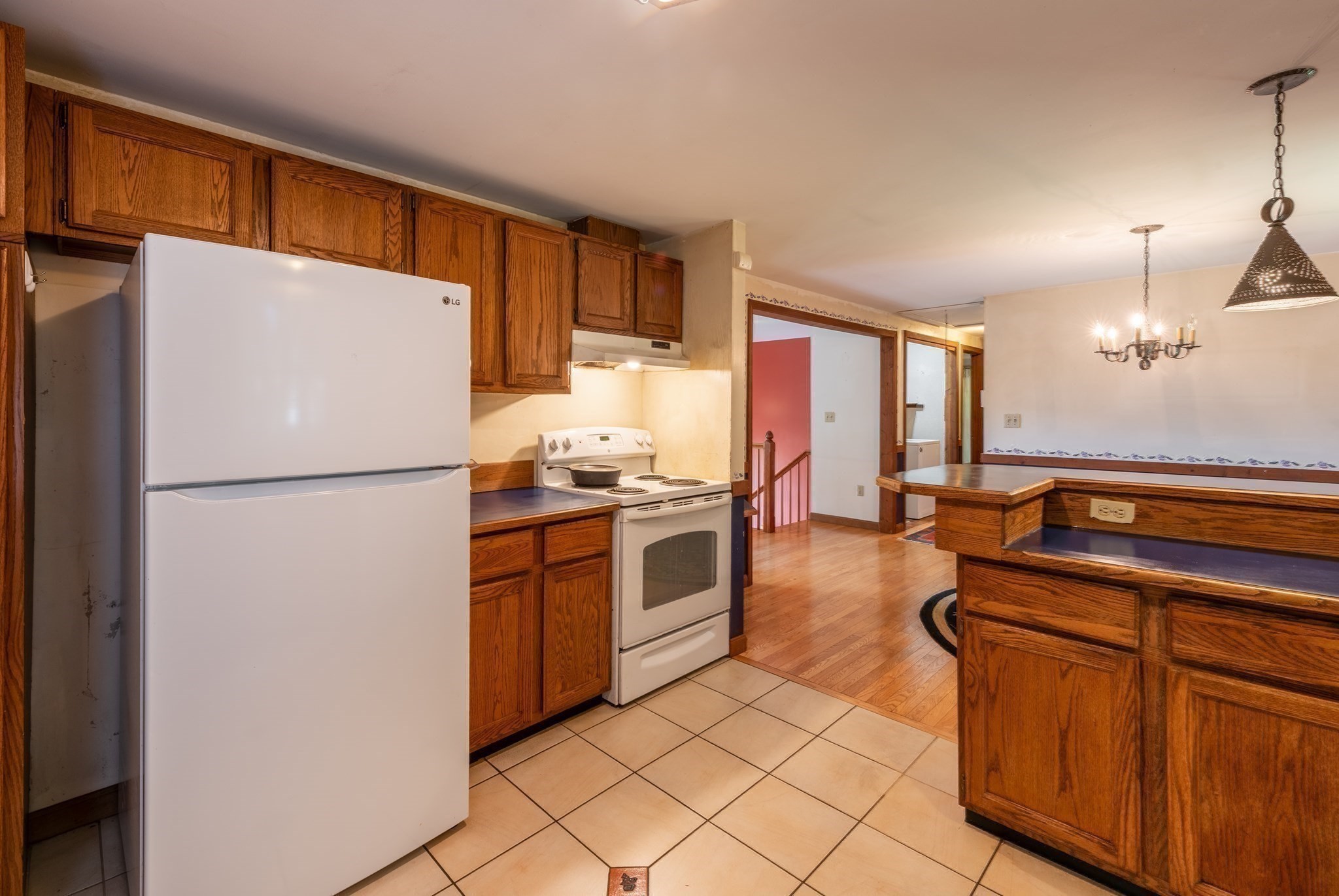 201 Lakeshore Drive Property Photo 9