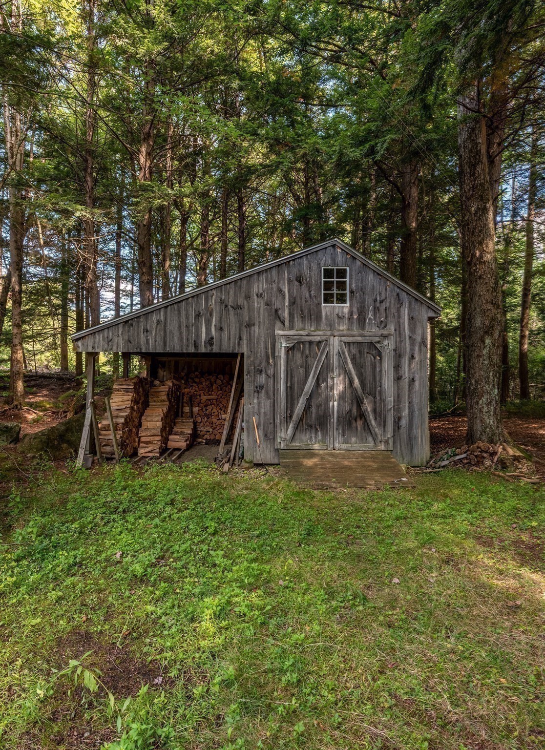201 Lakeshore Drive Property Photo 32