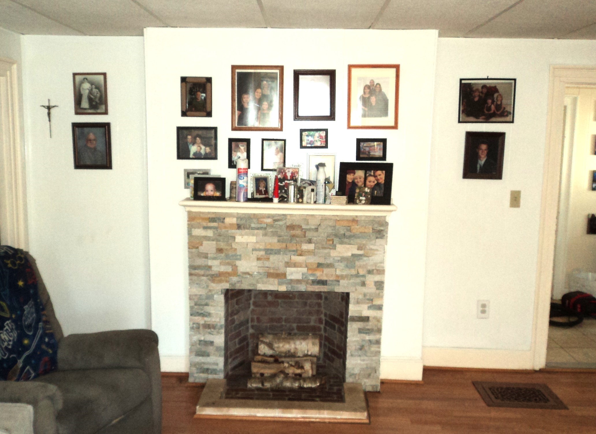 24 Pleasant St Property Photo 6
