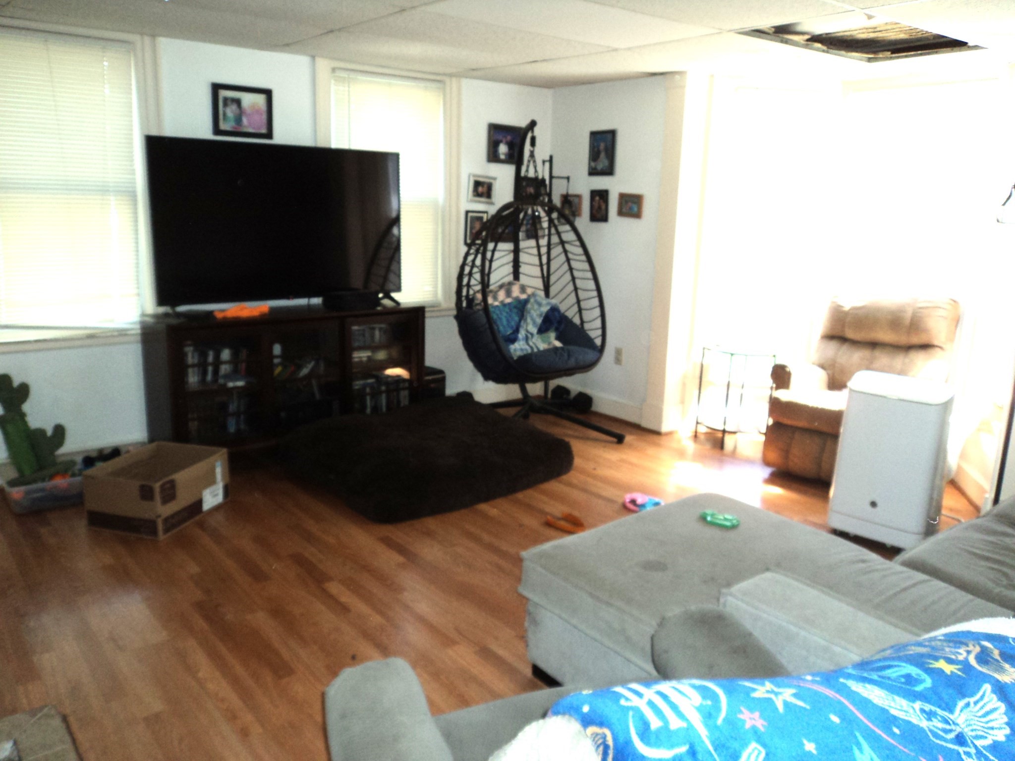 24 Pleasant St Property Photo 7