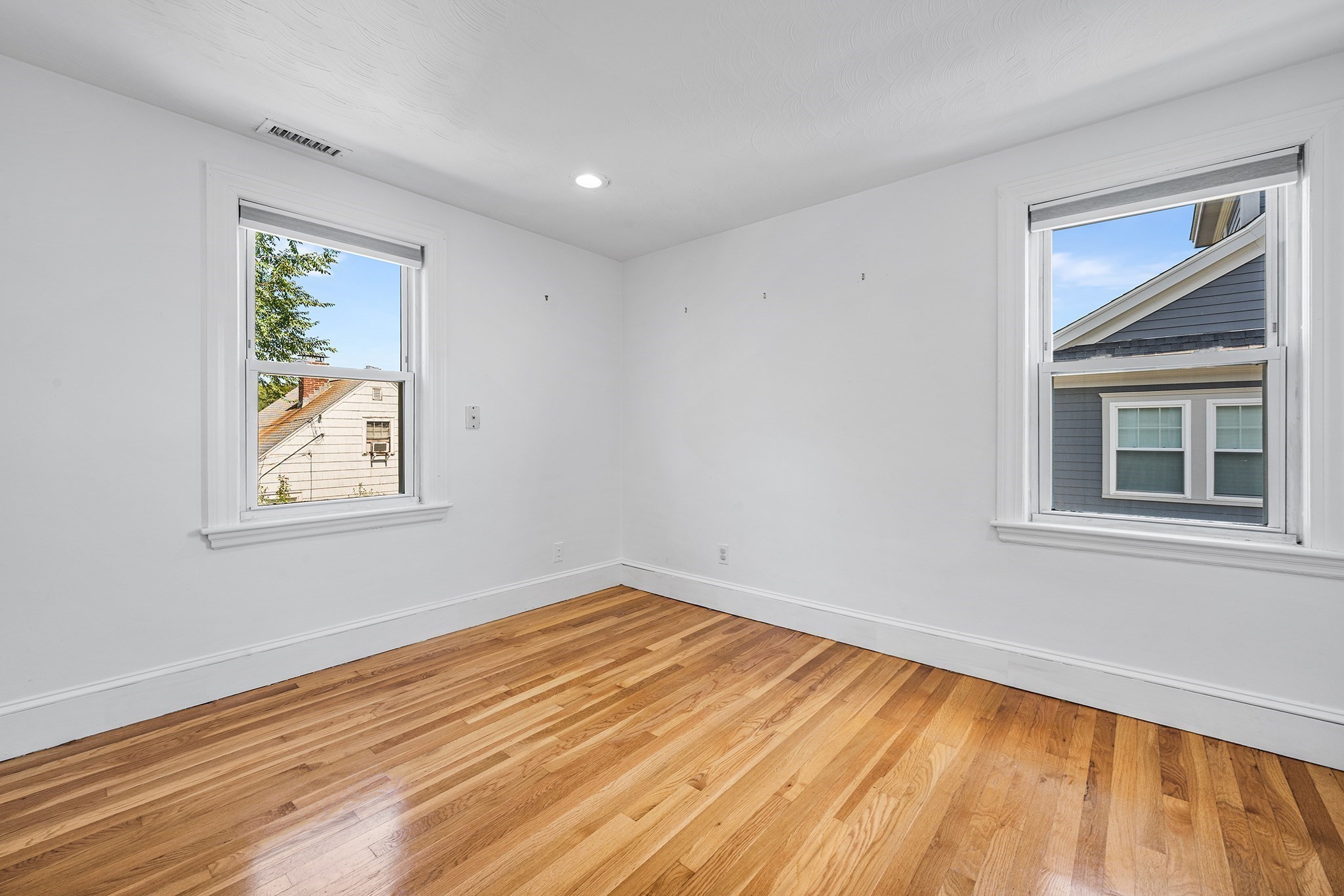 5 Falmouth Rd Property Photo 11