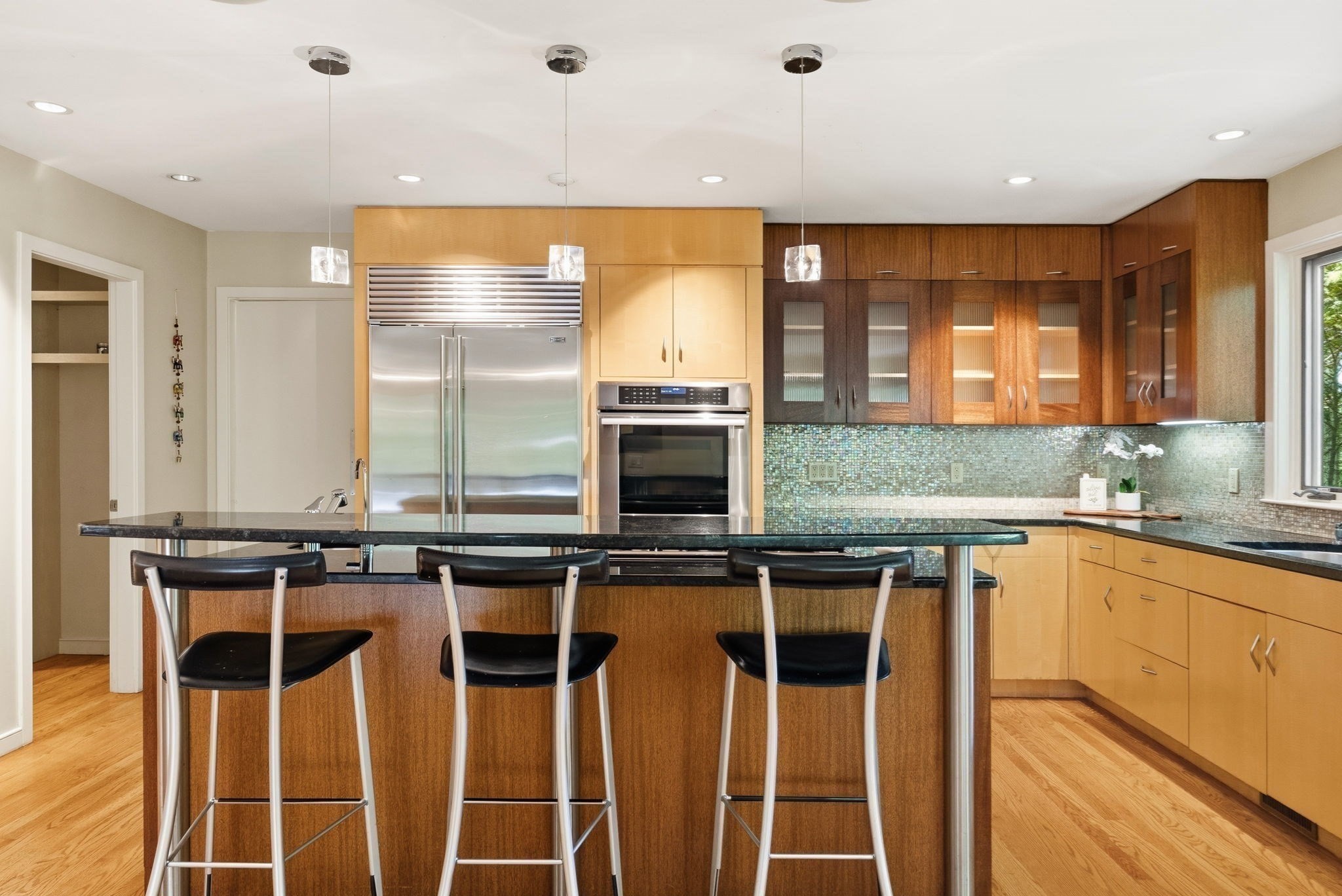 40 Warren Street Property Photo 13