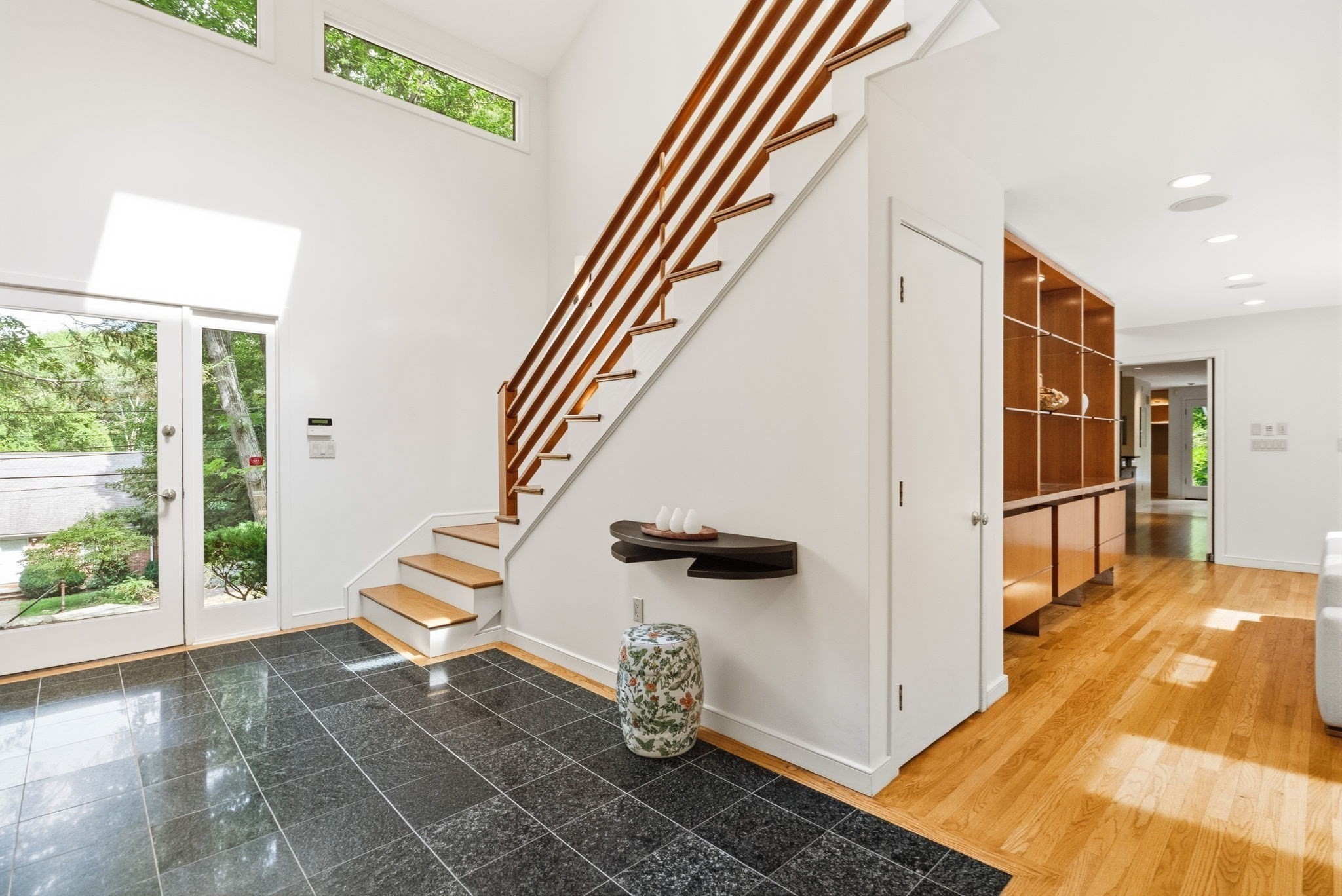40 Warren Street Property Photo 18