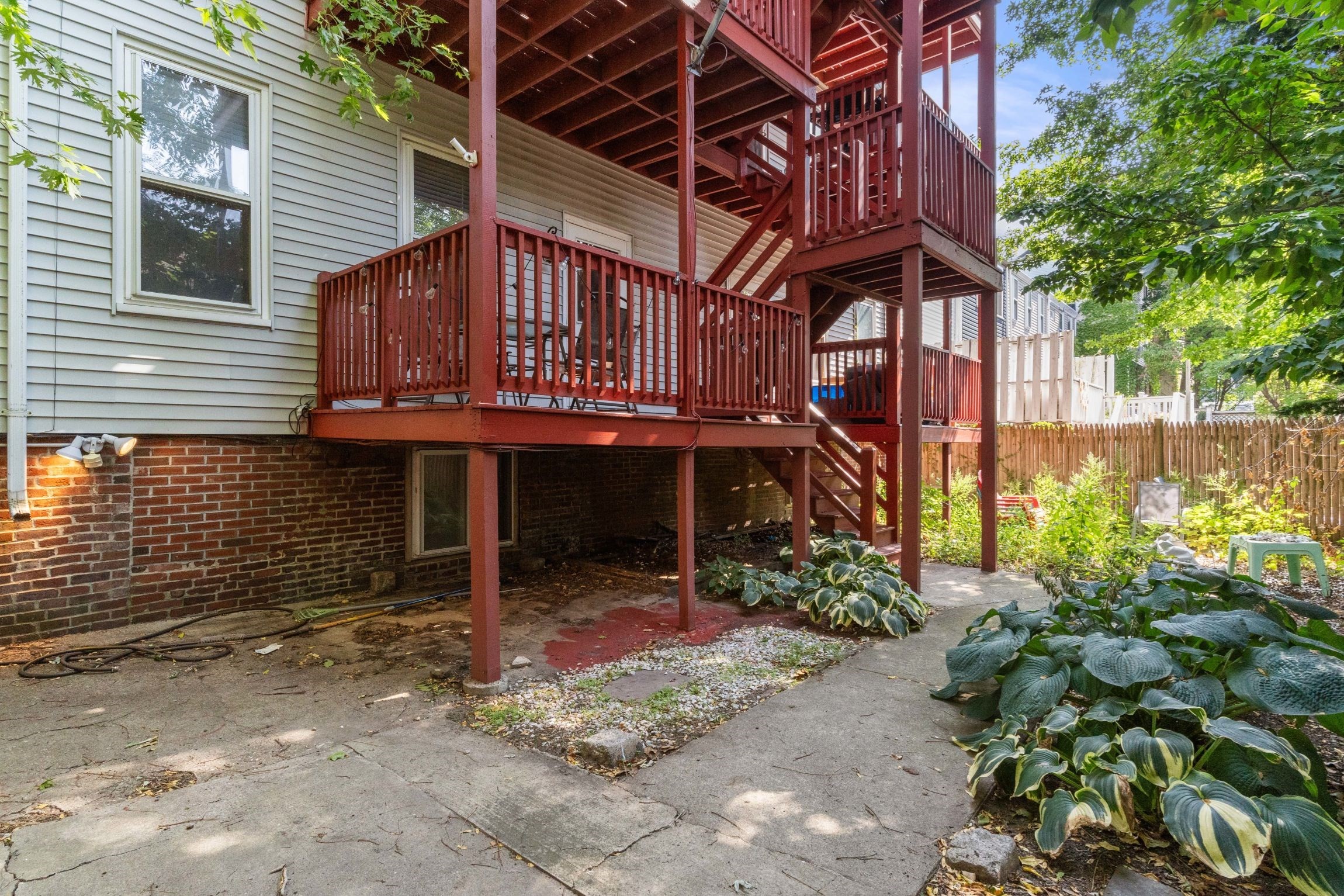 191 W 5th St # 1 Property Photo 15