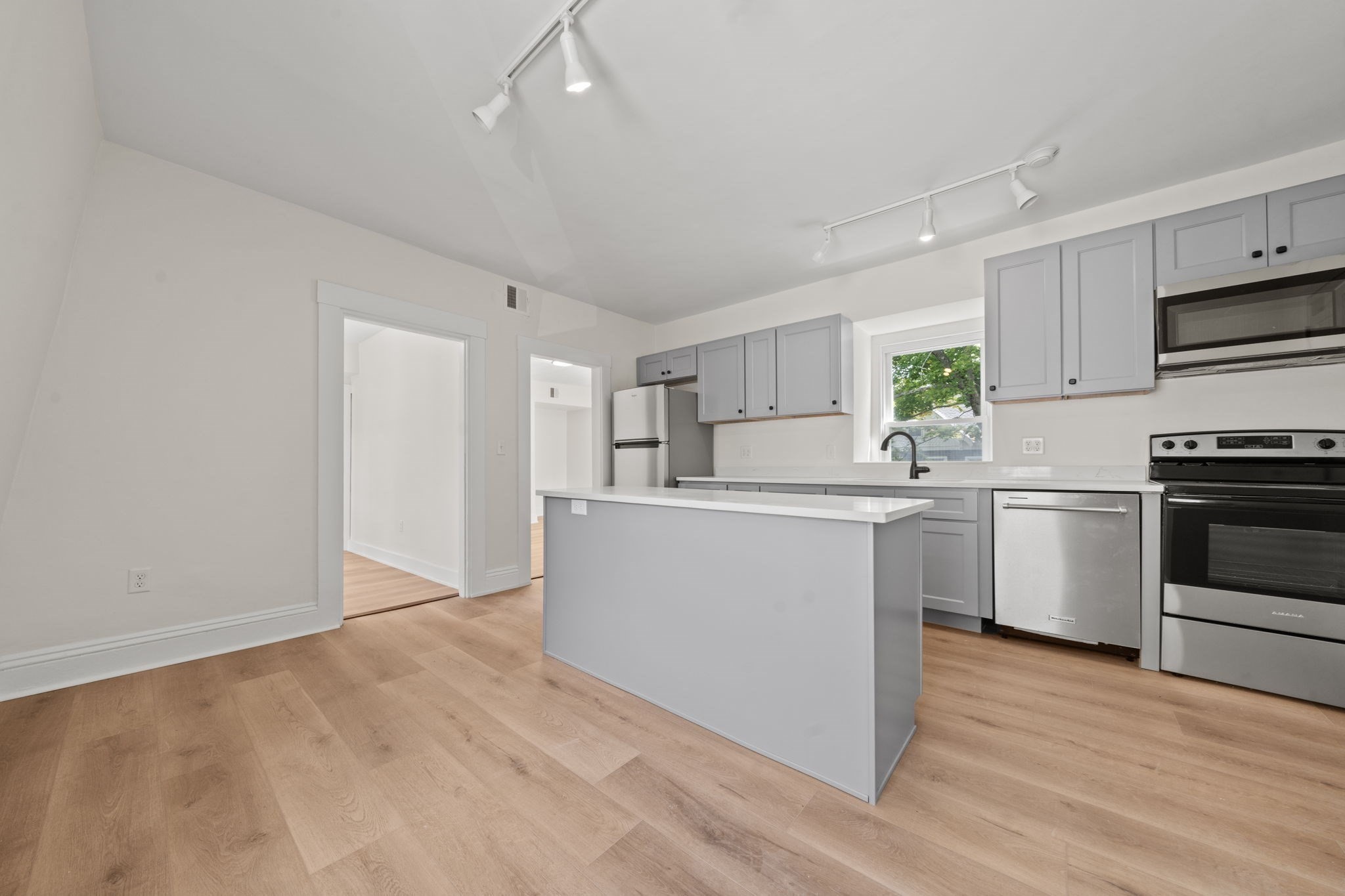 16 Lafayette St # 2 Property Photo 3