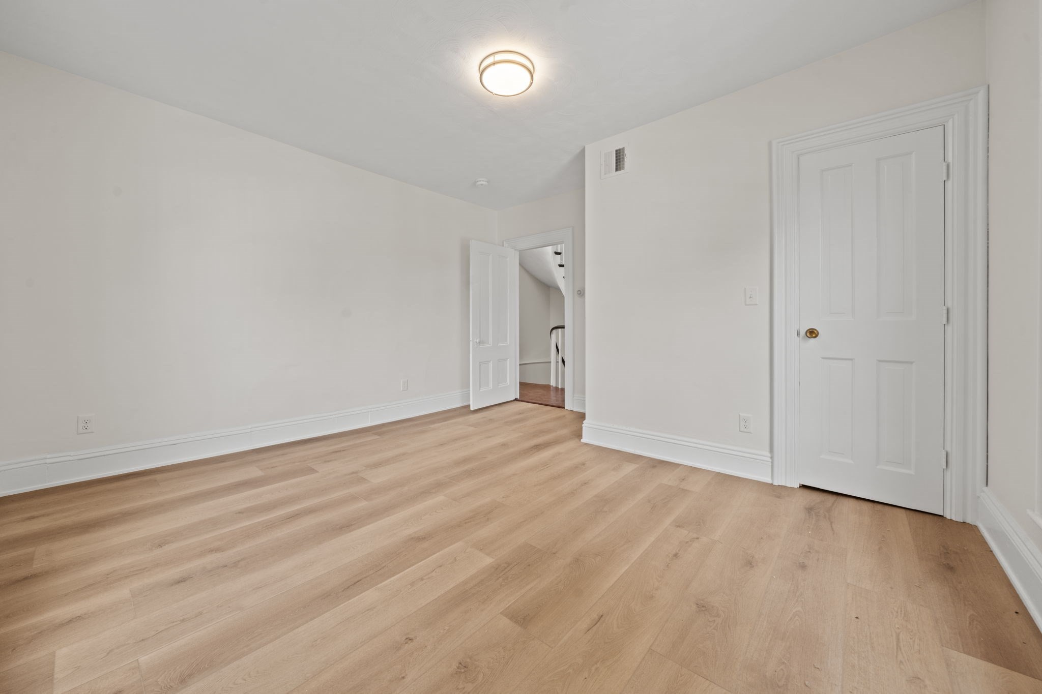 16 Lafayette St # 2 Property Photo 12