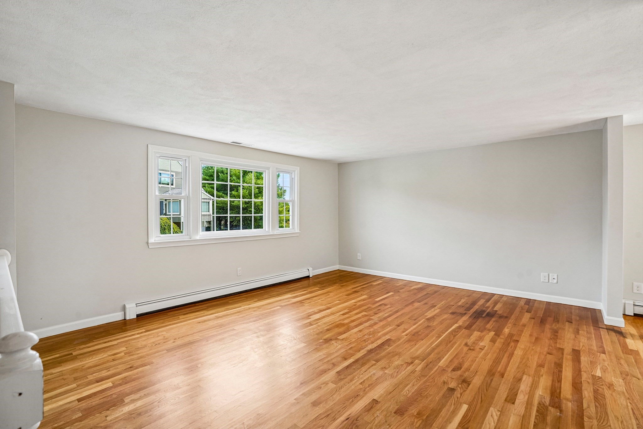 7 Nirvana Dr Property Photo 3