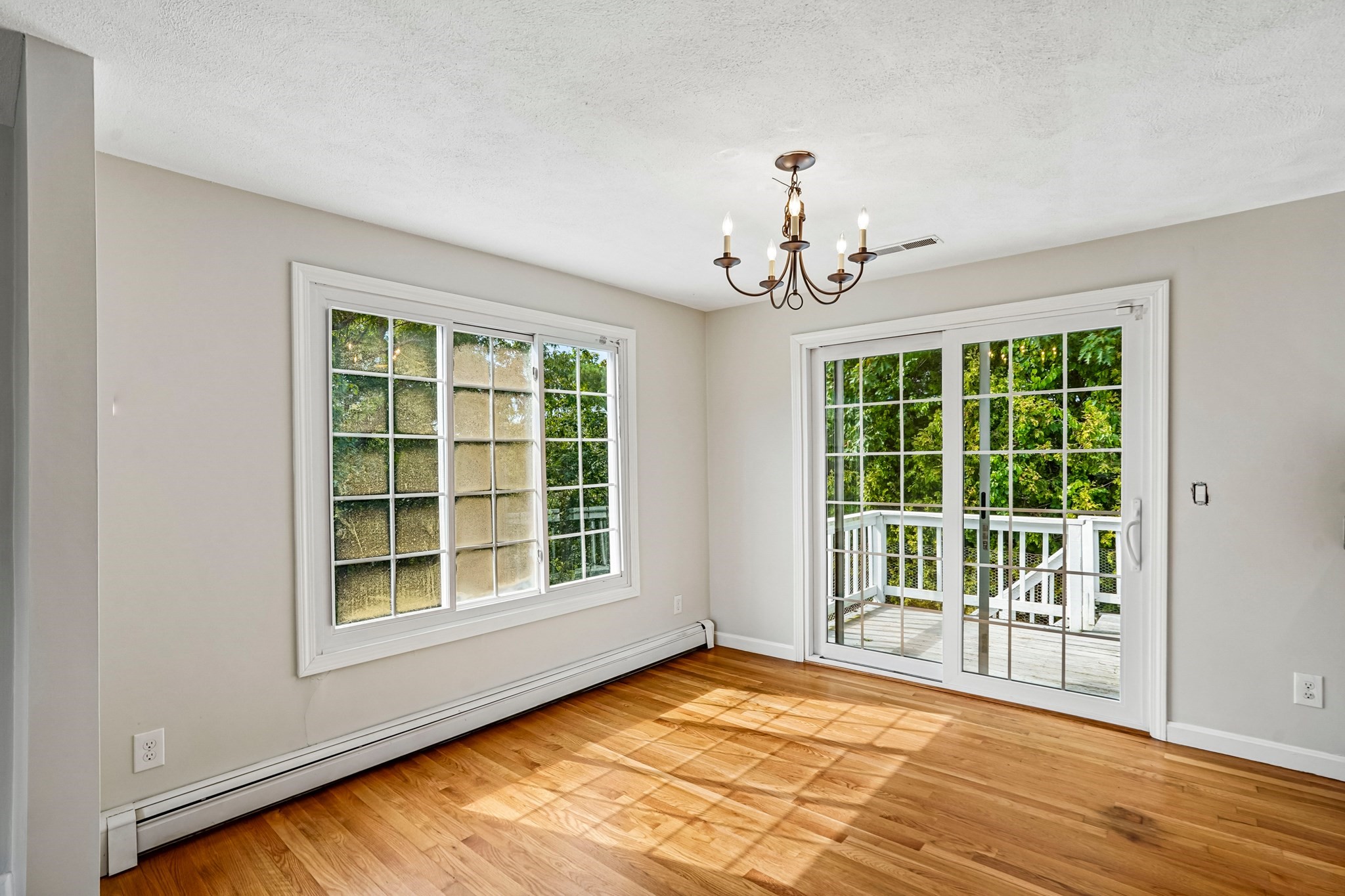 7 Nirvana Dr Property Photo 8