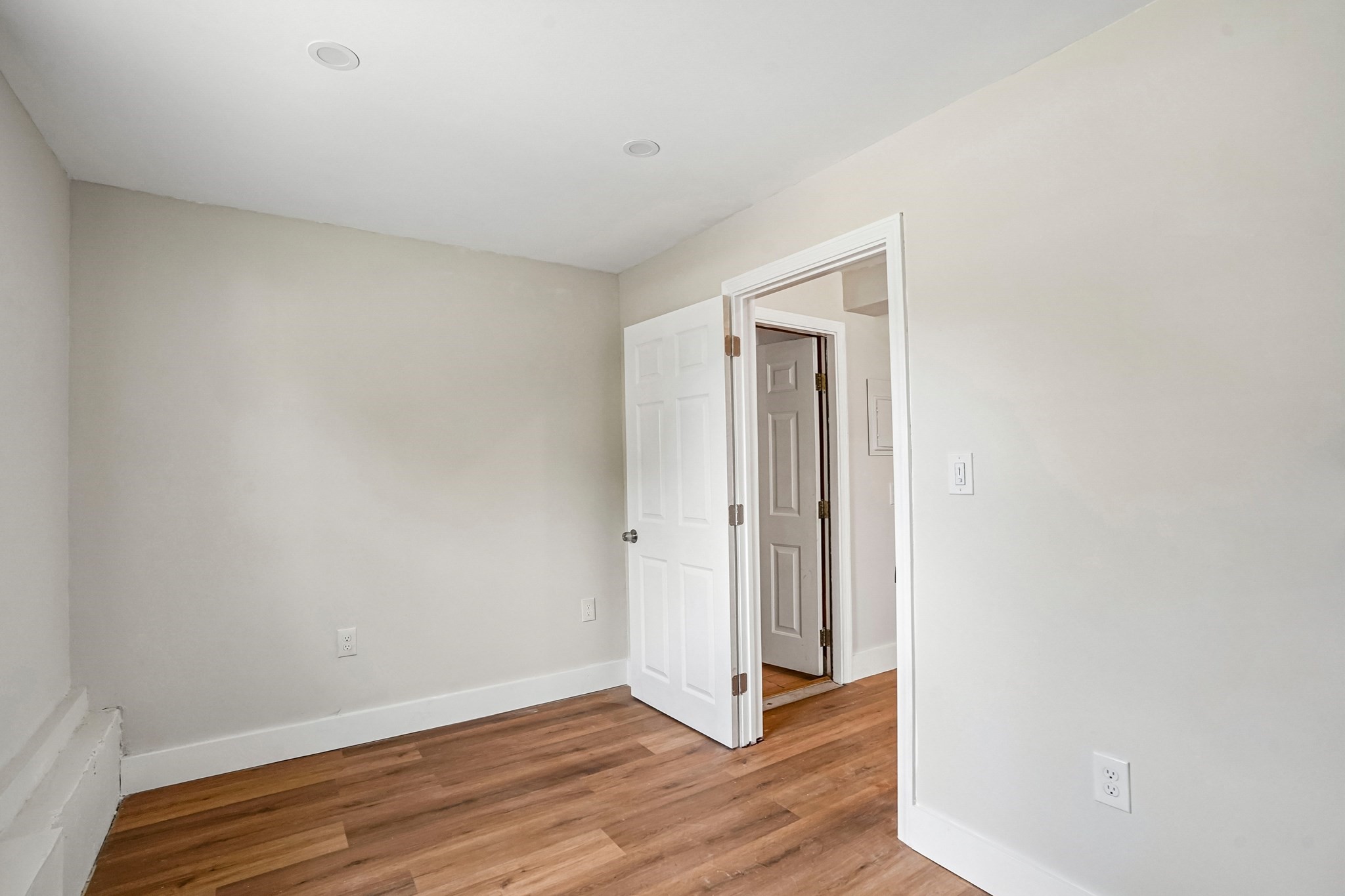 7 Nirvana Dr Property Photo 12