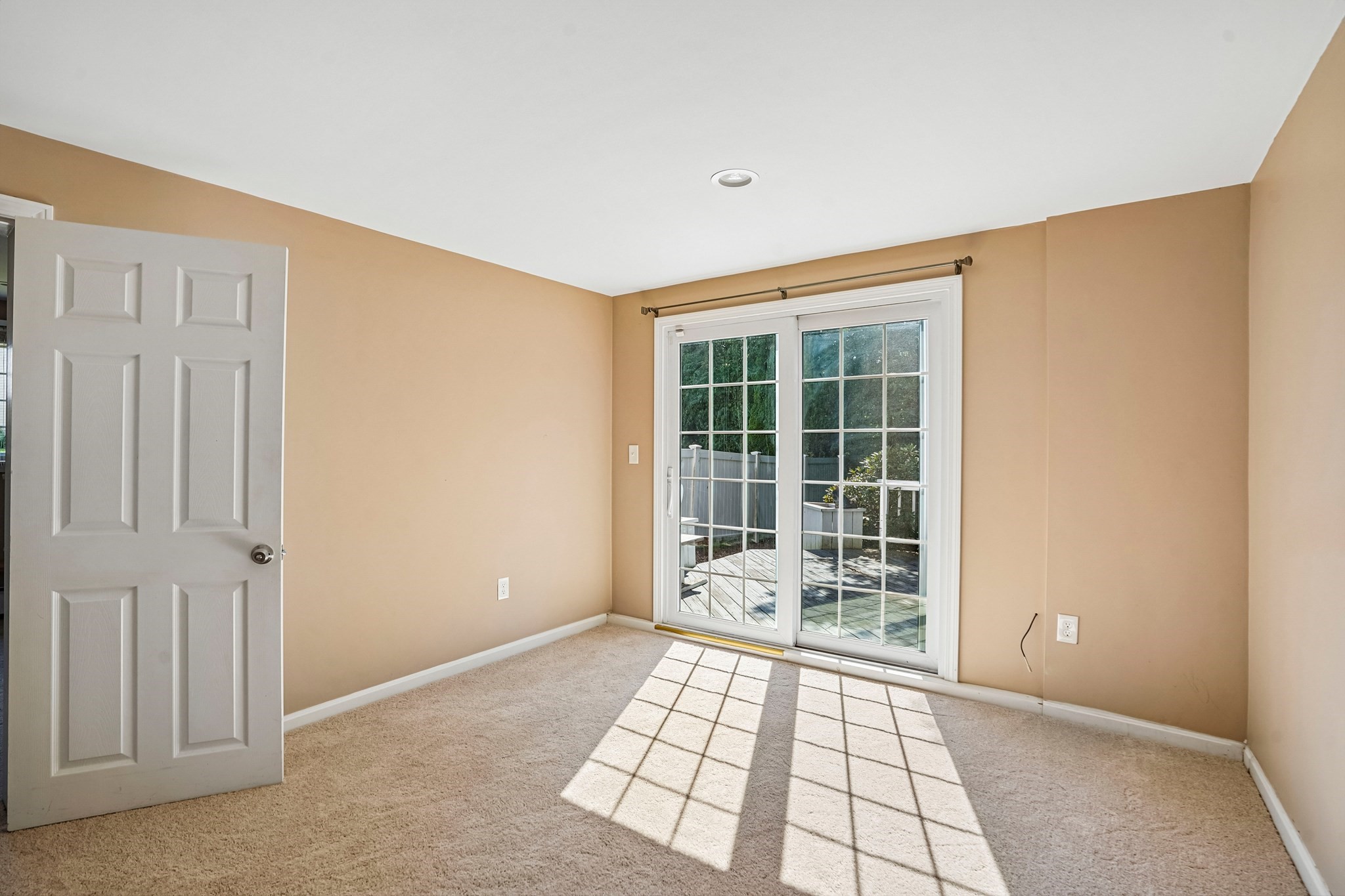 7 Nirvana Dr Property Photo 23