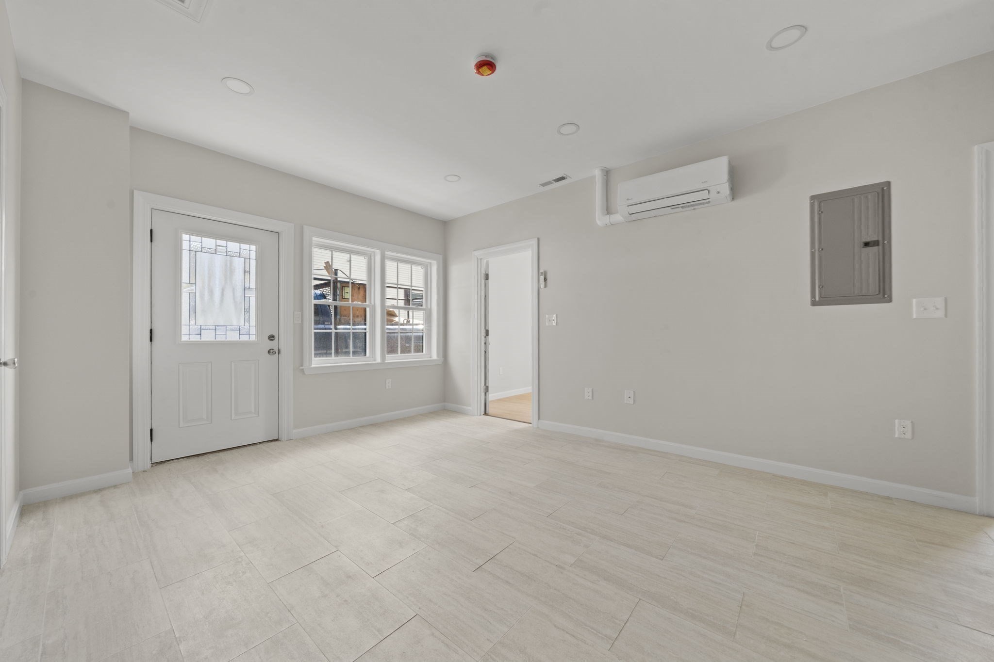 79 Johnson St Property Photo 33