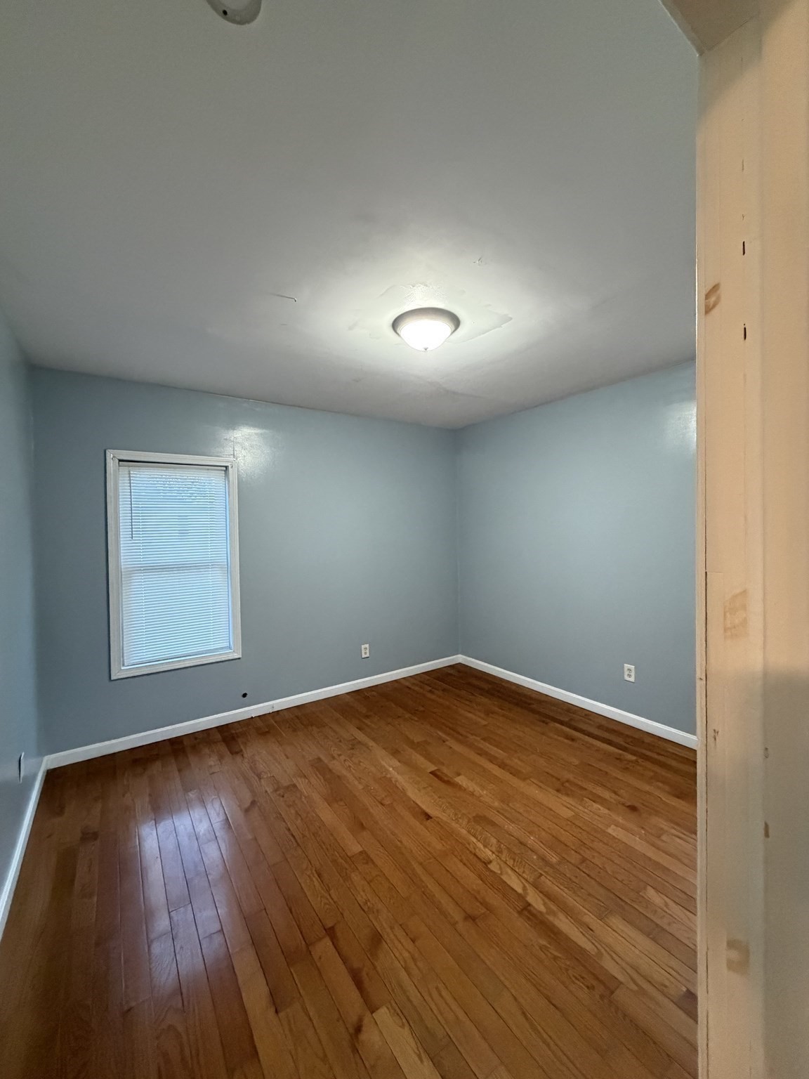 51 Snell St # 3 Property Photo 9