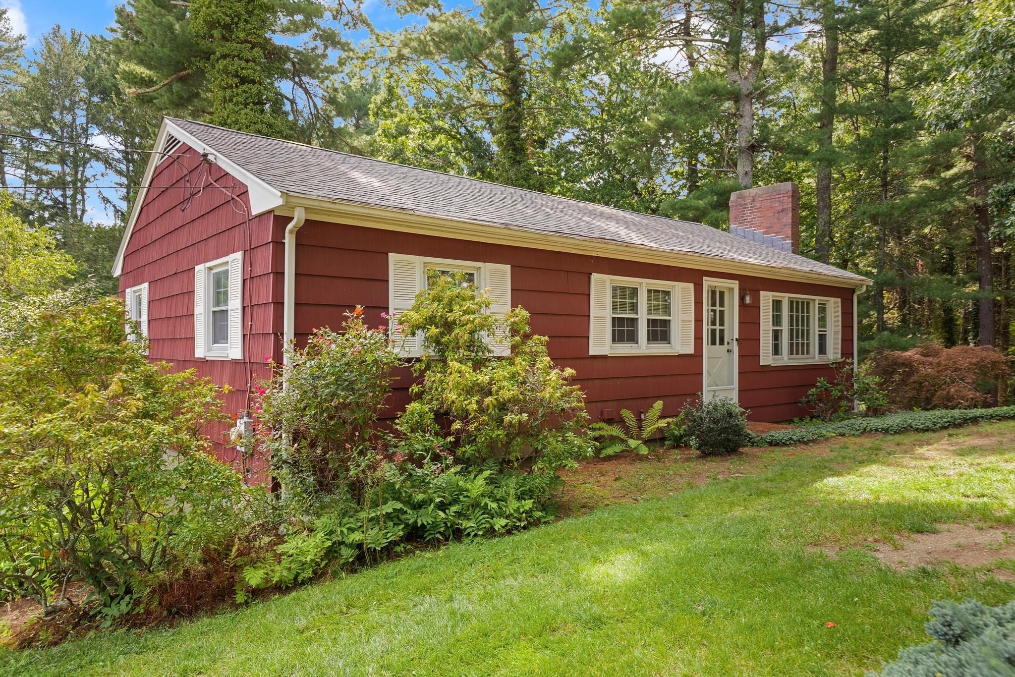 93 Seekonk Street Property Photo 4