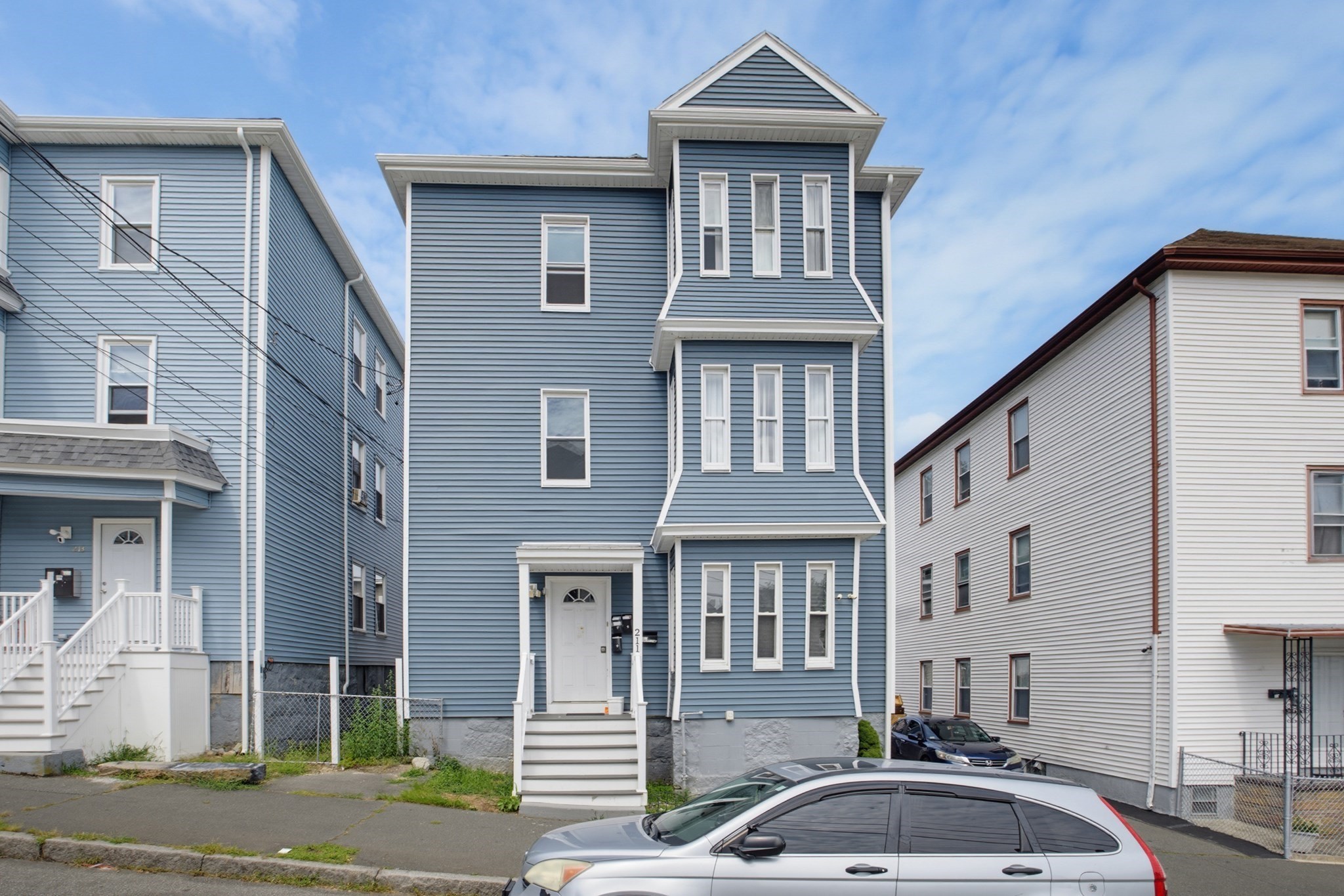211 Weld St Property Photo 1