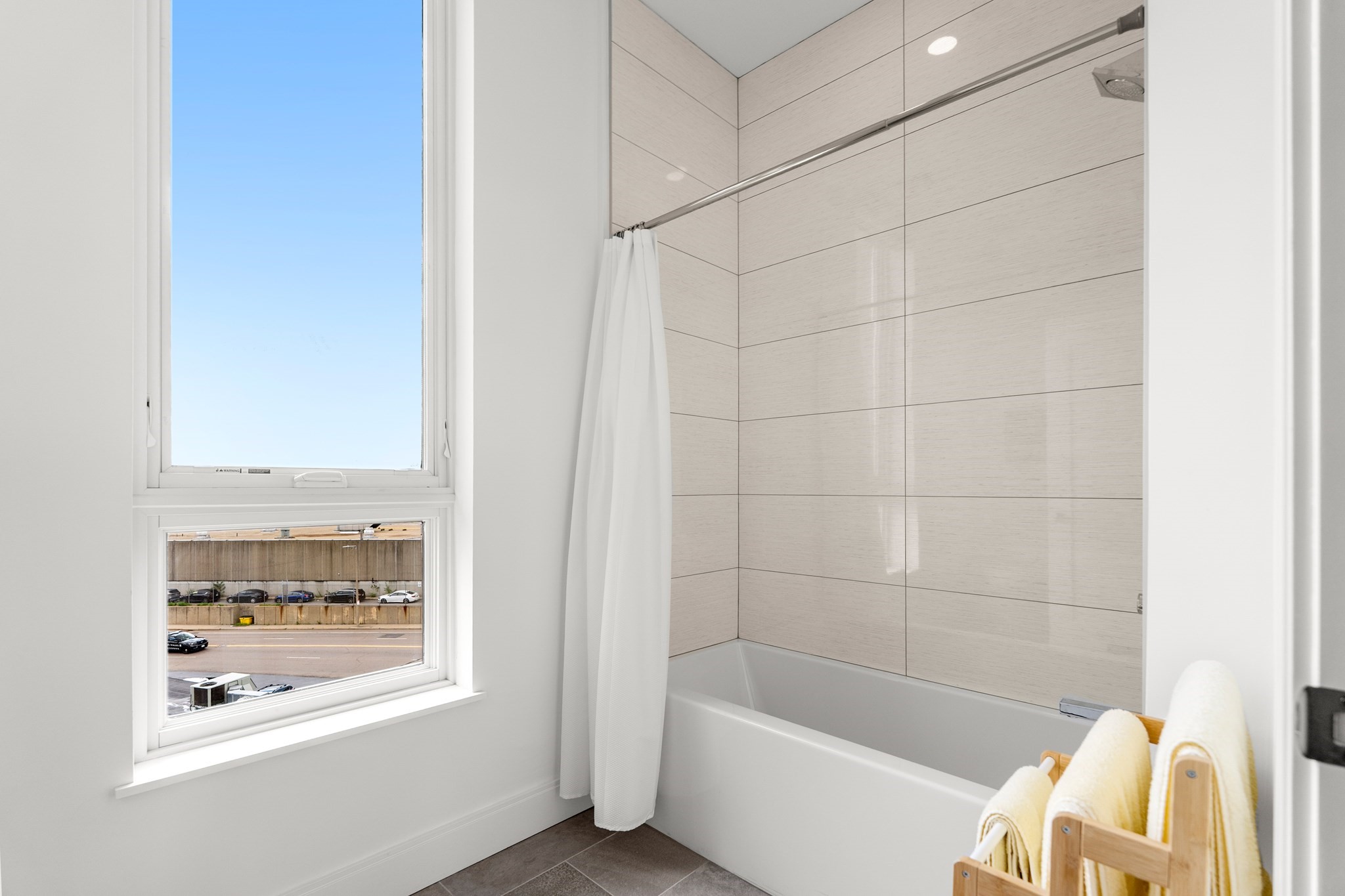 20 West Fifth # 5i Property Photo 9