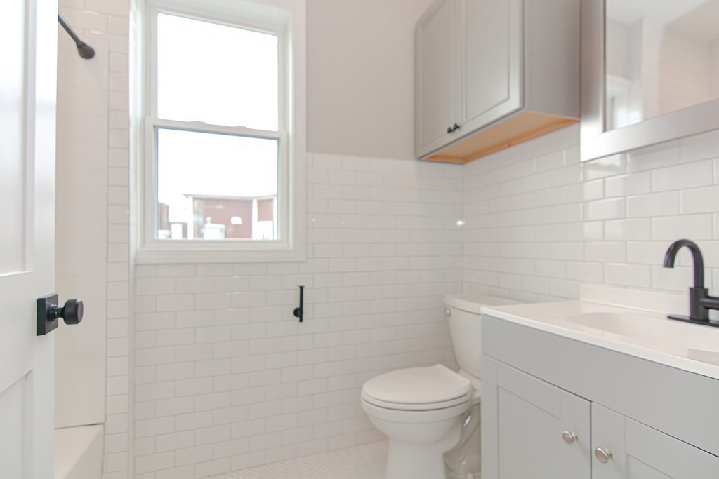 5 John Street # 3 Property Photo 9