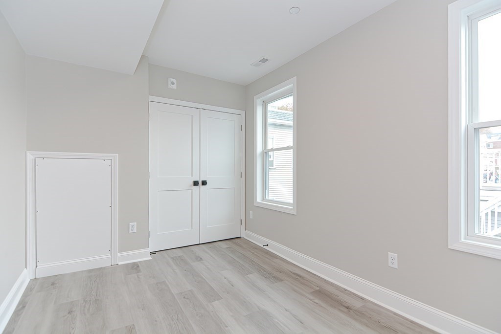 5 John Street # 3 Property Photo 18