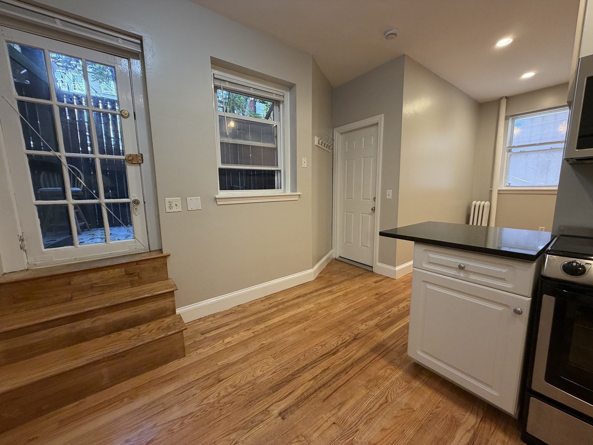 103 Charles St. # G Property Photo 5