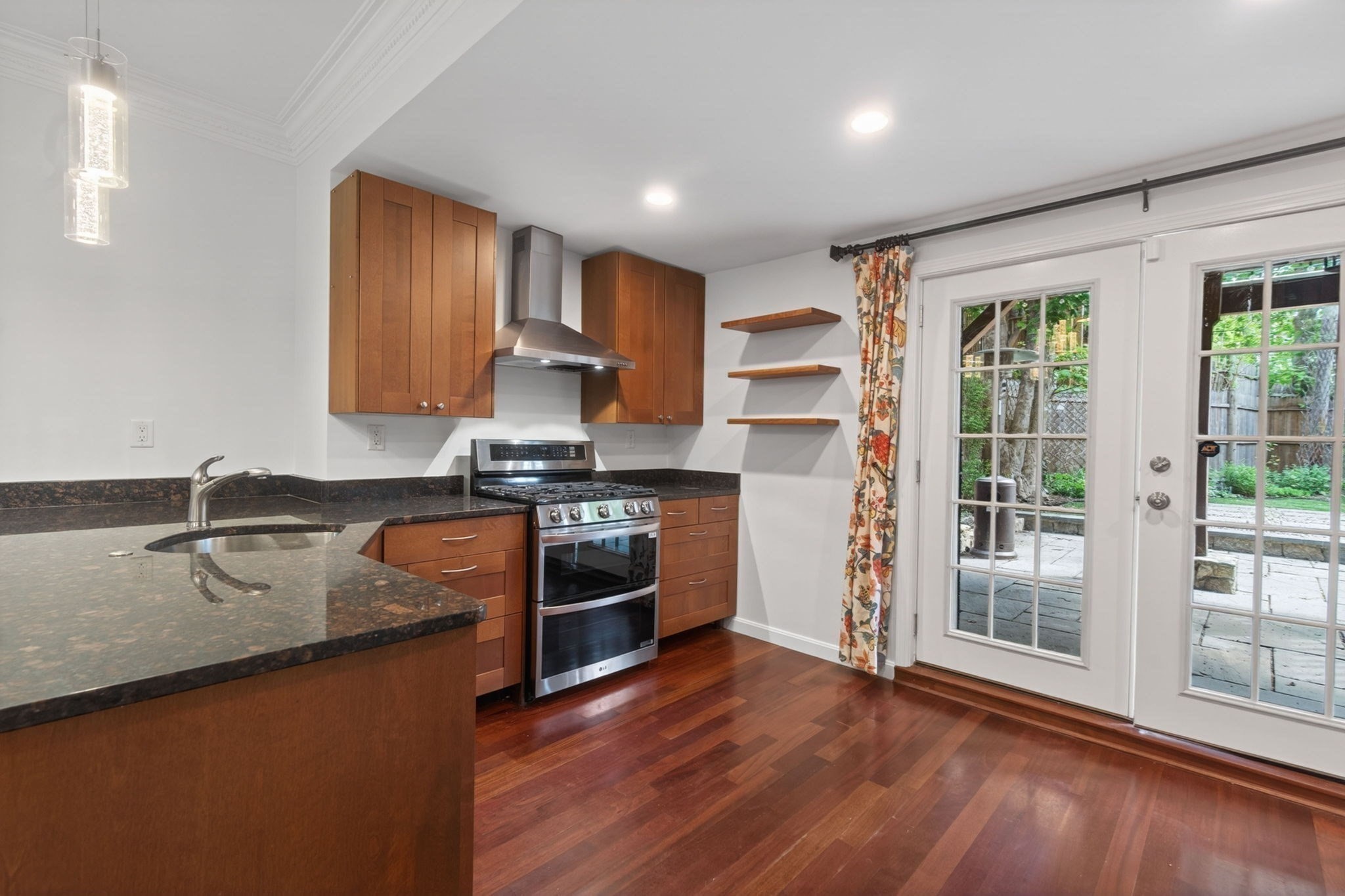 102 Old Harbor Street # A Property Photo 8