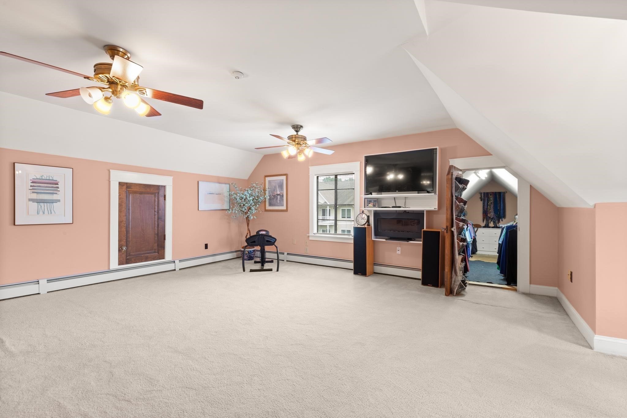 160 Daniel Webster Hwy # 160 Property Photo 29