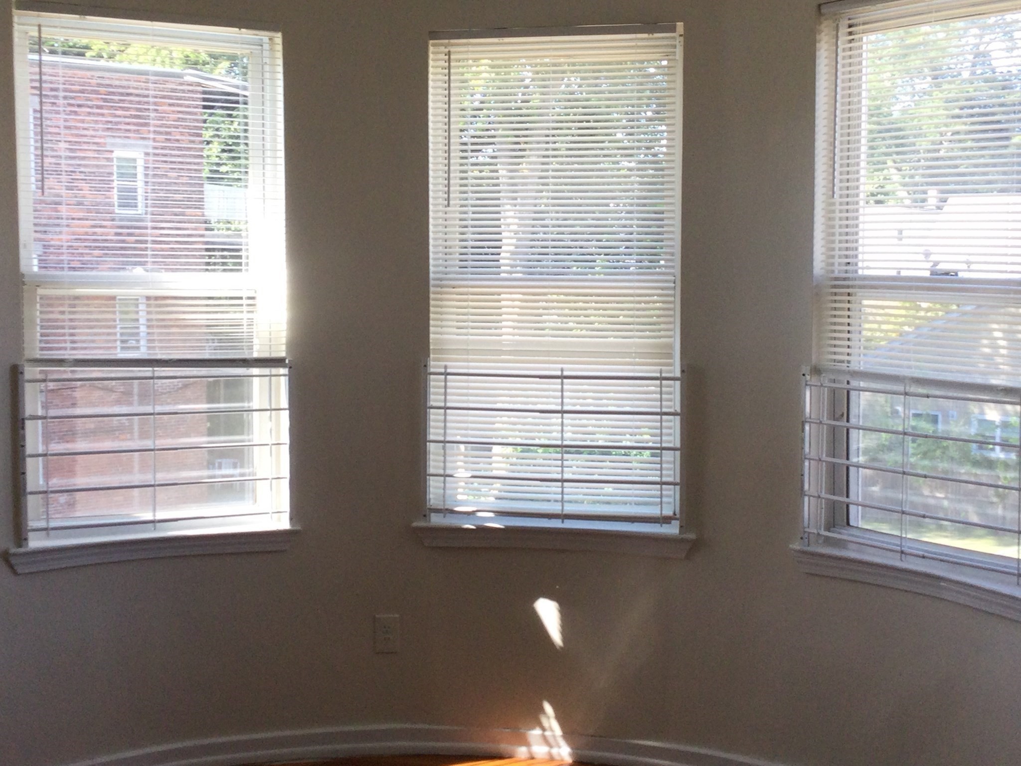 162 Howard Ave Property Photo 9