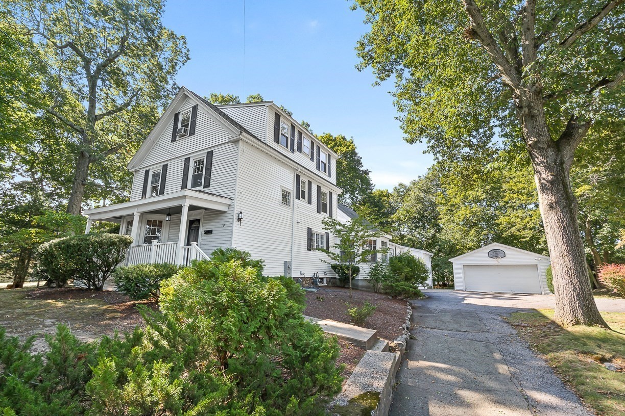 20 Donizetti St Property Photo 1