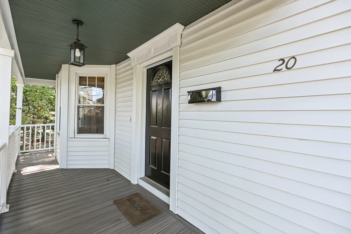 20 Donizetti St Property Photo 3