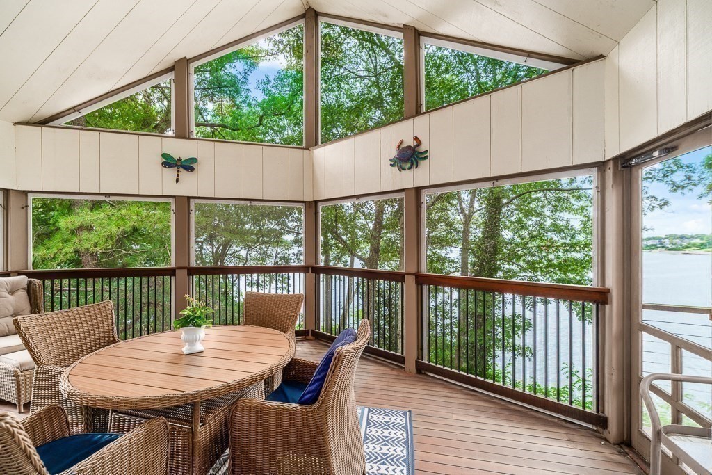 9 Elm Top Property Photo 6