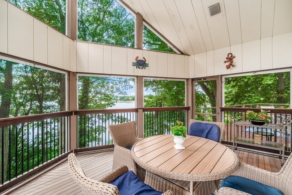 9 Elm Top Property Photo 7