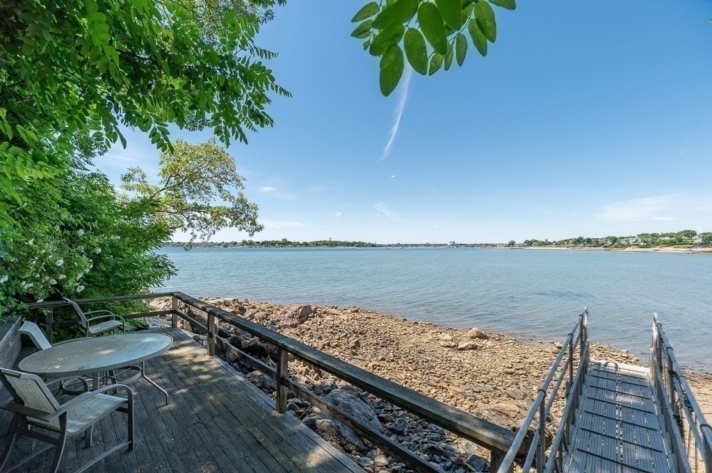 9 Elm Top Property Photo 32