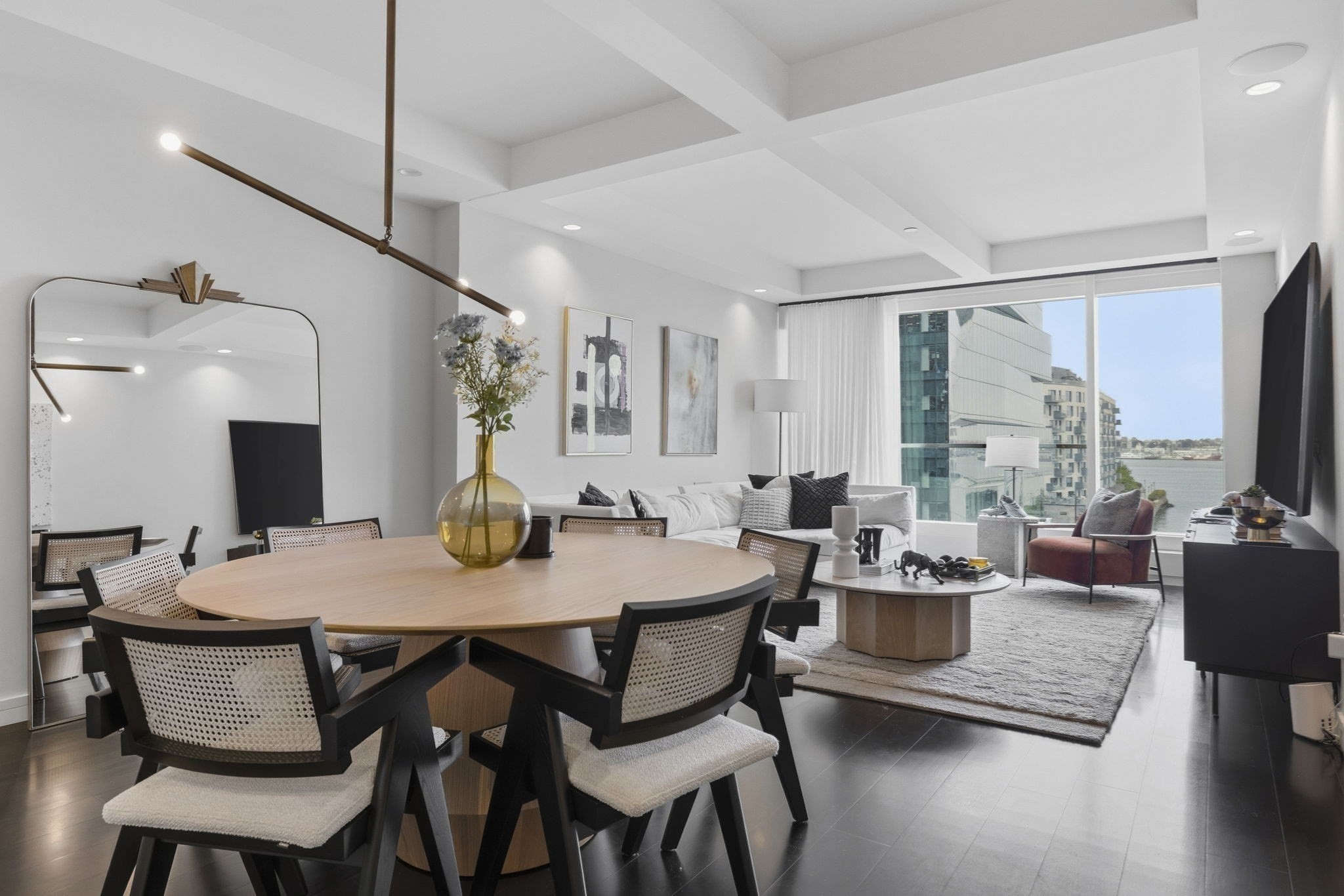 150 Seaport Blvd # 6d Property Photo 3