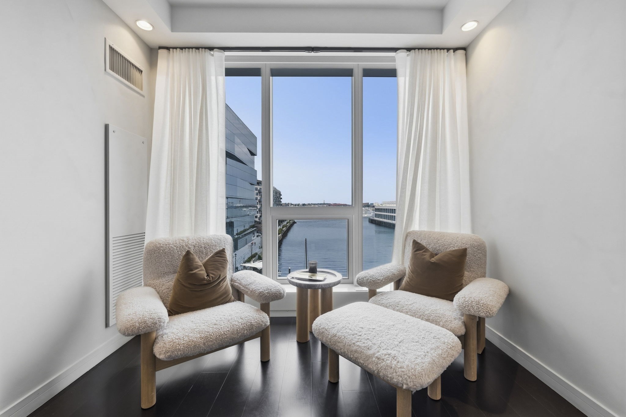 150 Seaport Blvd # 6d Property Photo 8