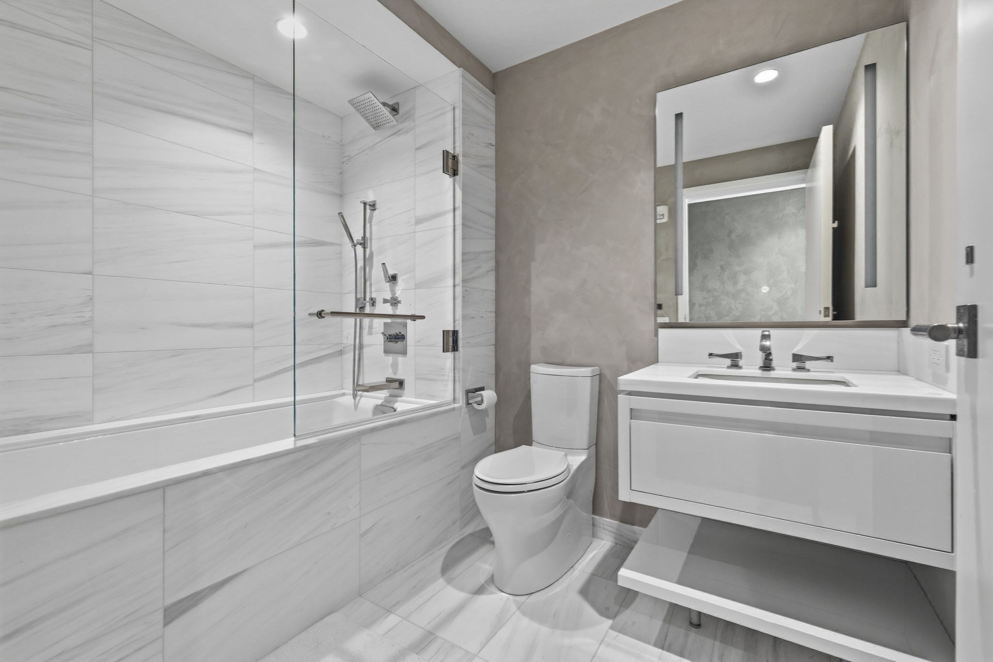150 Seaport Blvd # 6d Property Photo 13