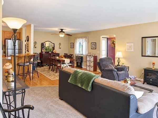 24 Magnolia St # 11 Property Photo 6