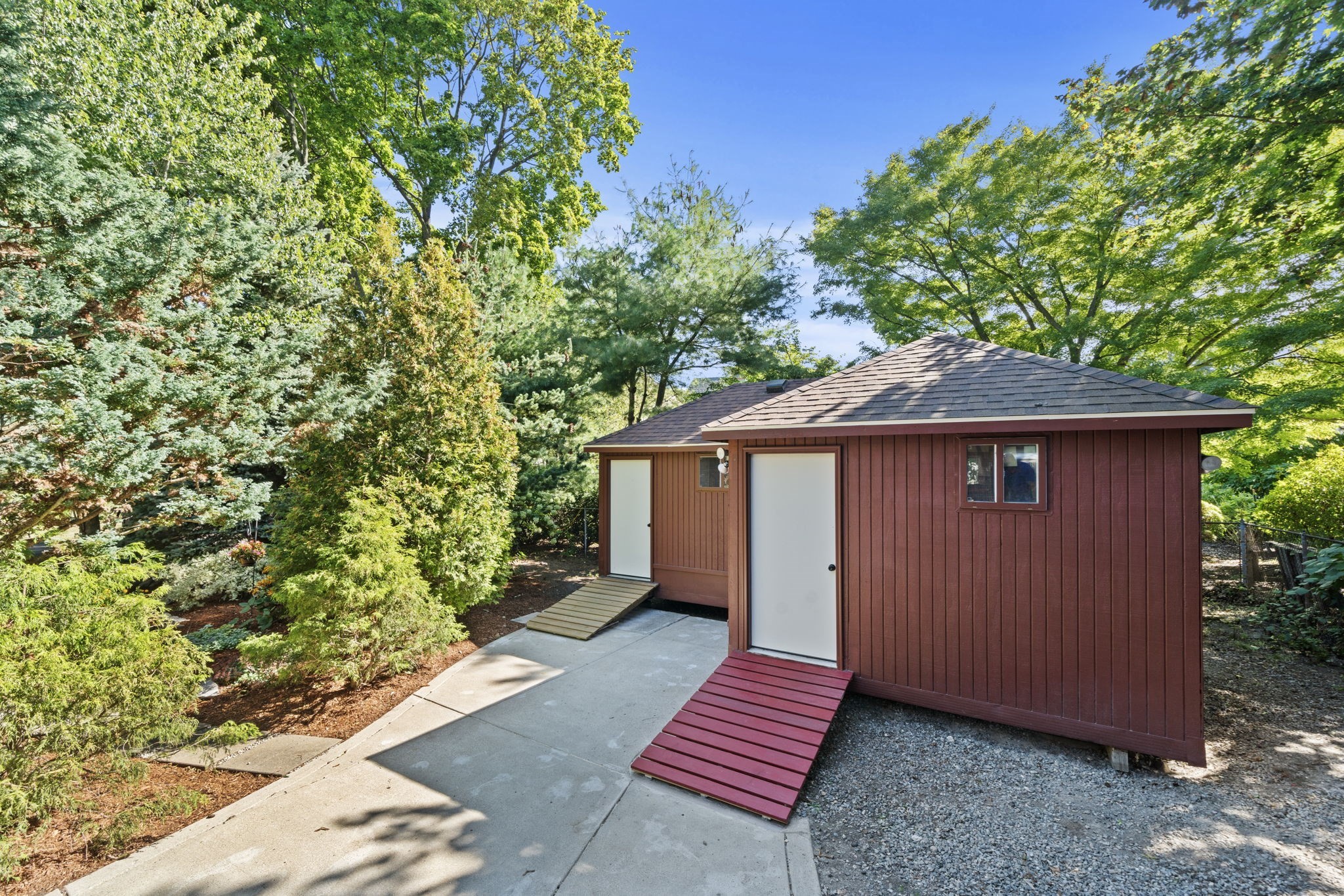 49 Lynde Ave Property Photo 38