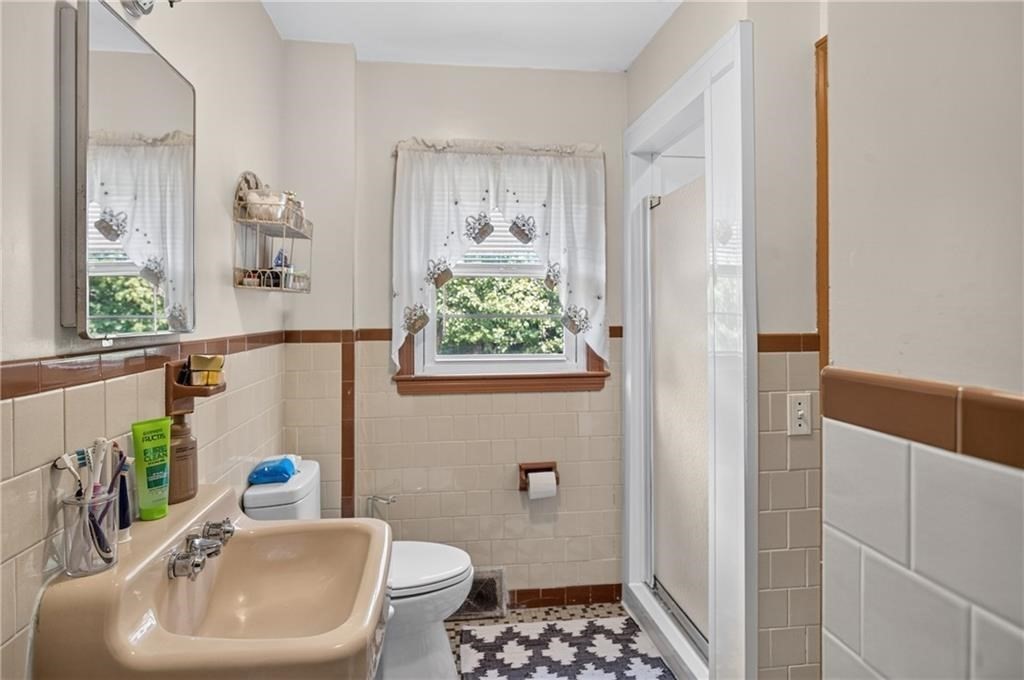 130 Thurston Street Property Photo 32