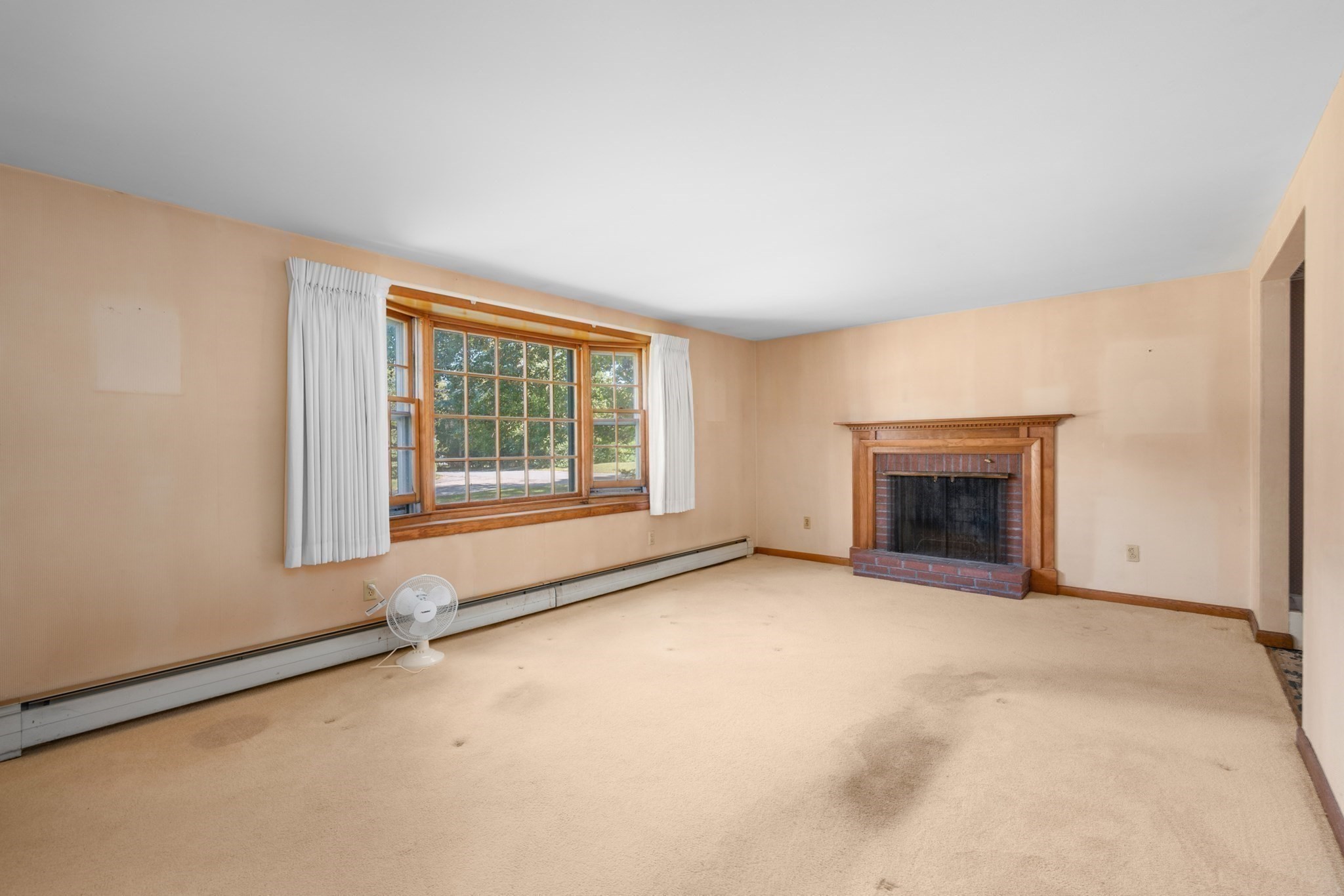 61 Laurel Rd Property Photo 9