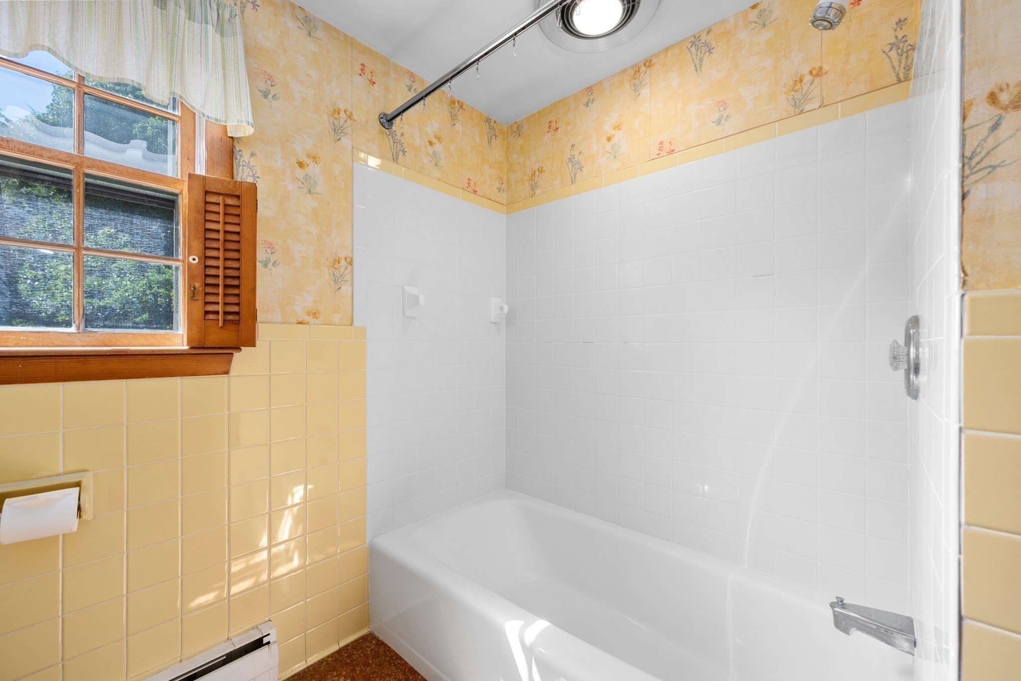 61 Laurel Rd Property Photo 20