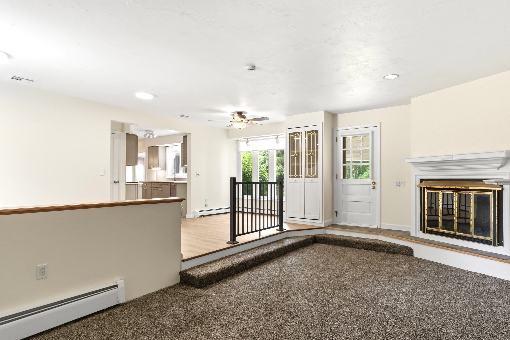 23 Colonial Way Property Photo 12
