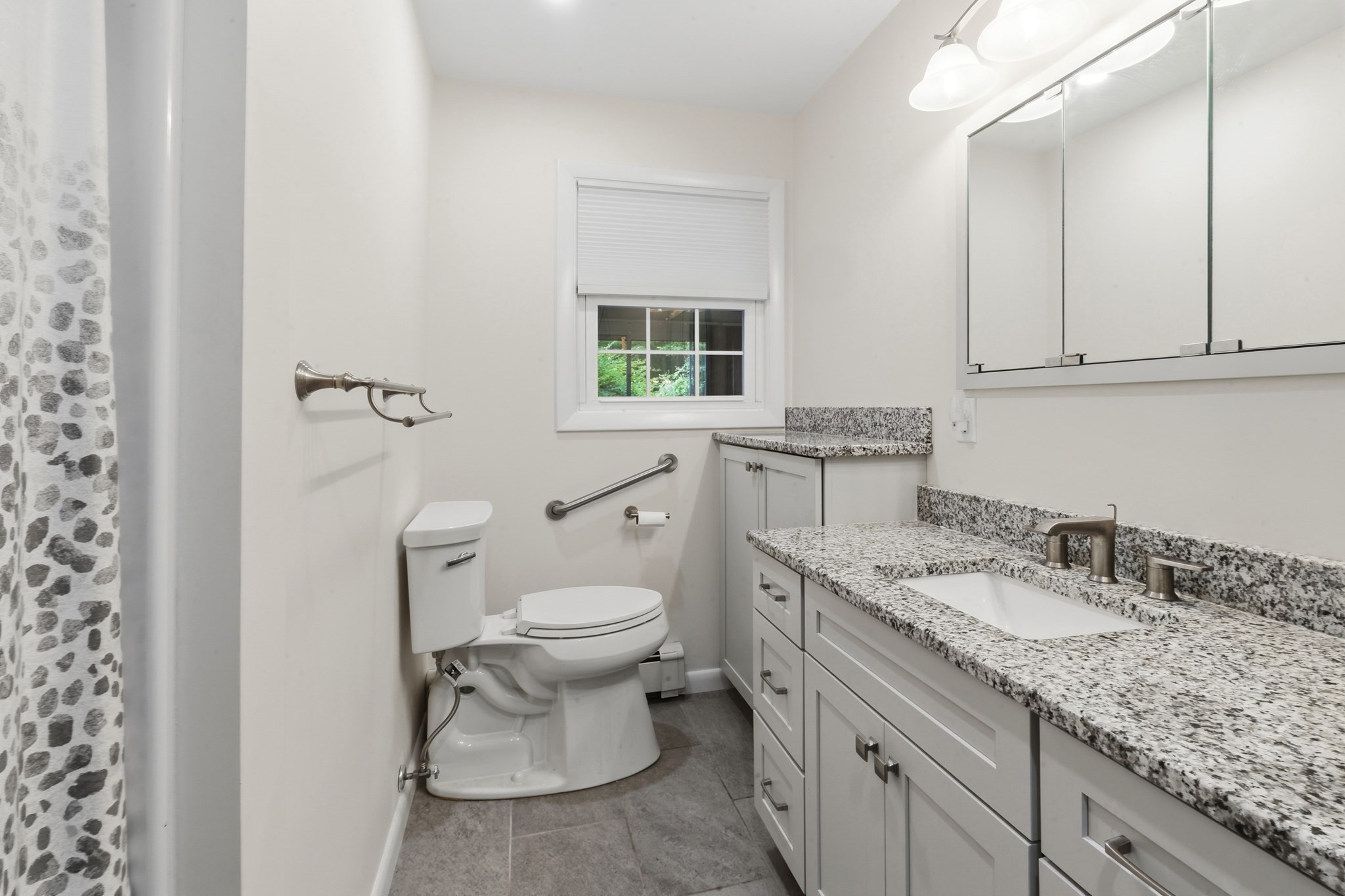 23 Colonial Way Property Photo 22